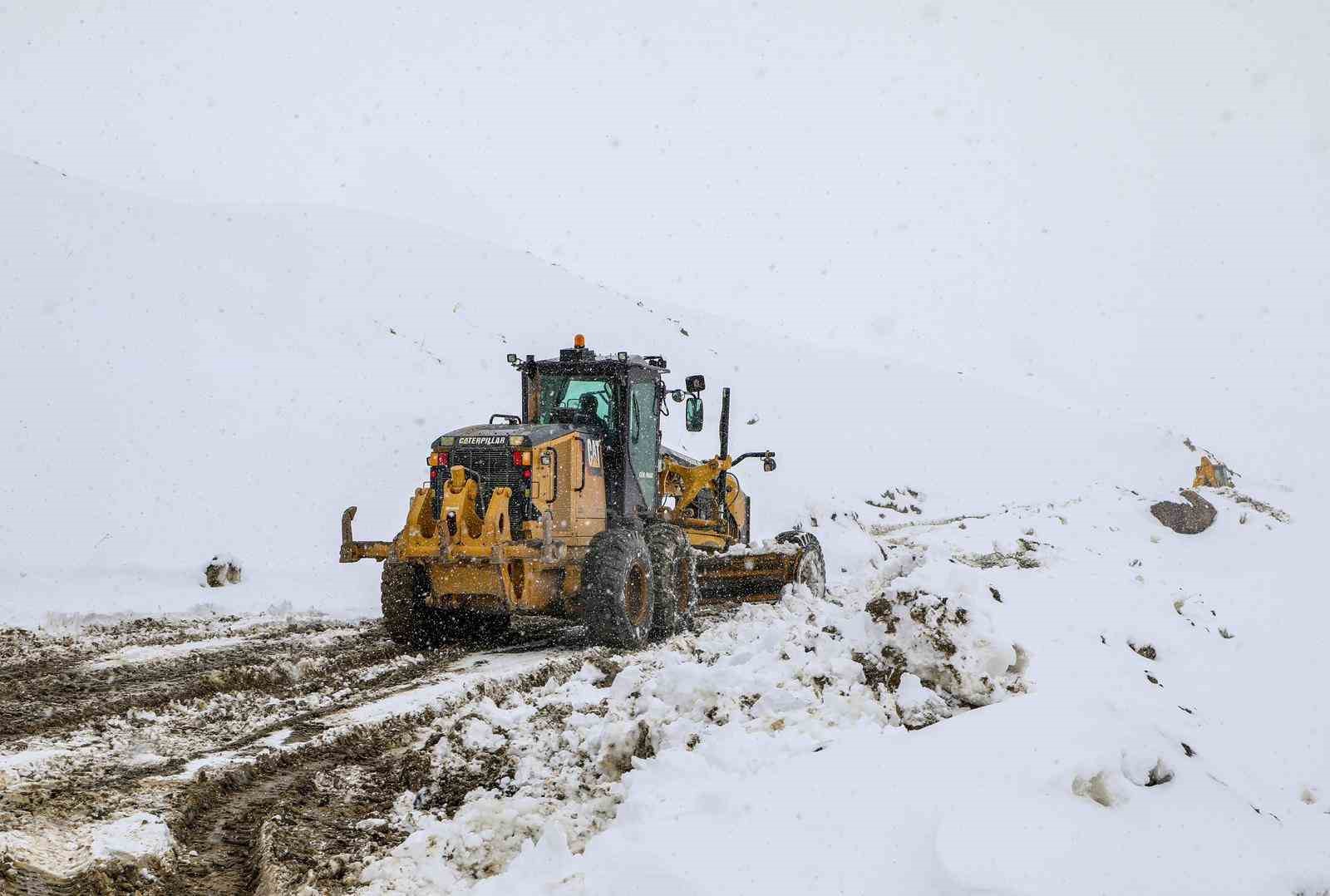 Nisanda karla mücadele çalışması
