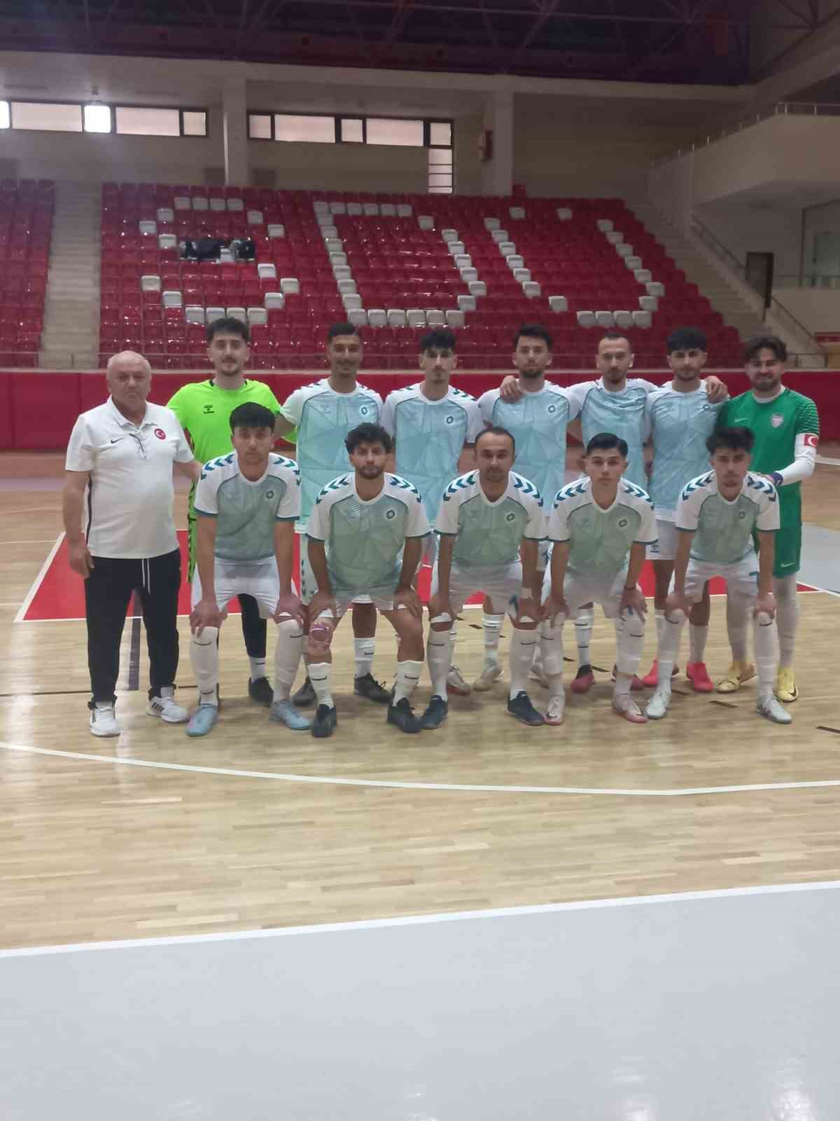 NÖHÜ futsal takımından Türkiye ikinciliği
NÖHÜ futsal takımından Türkiye ikinciliği