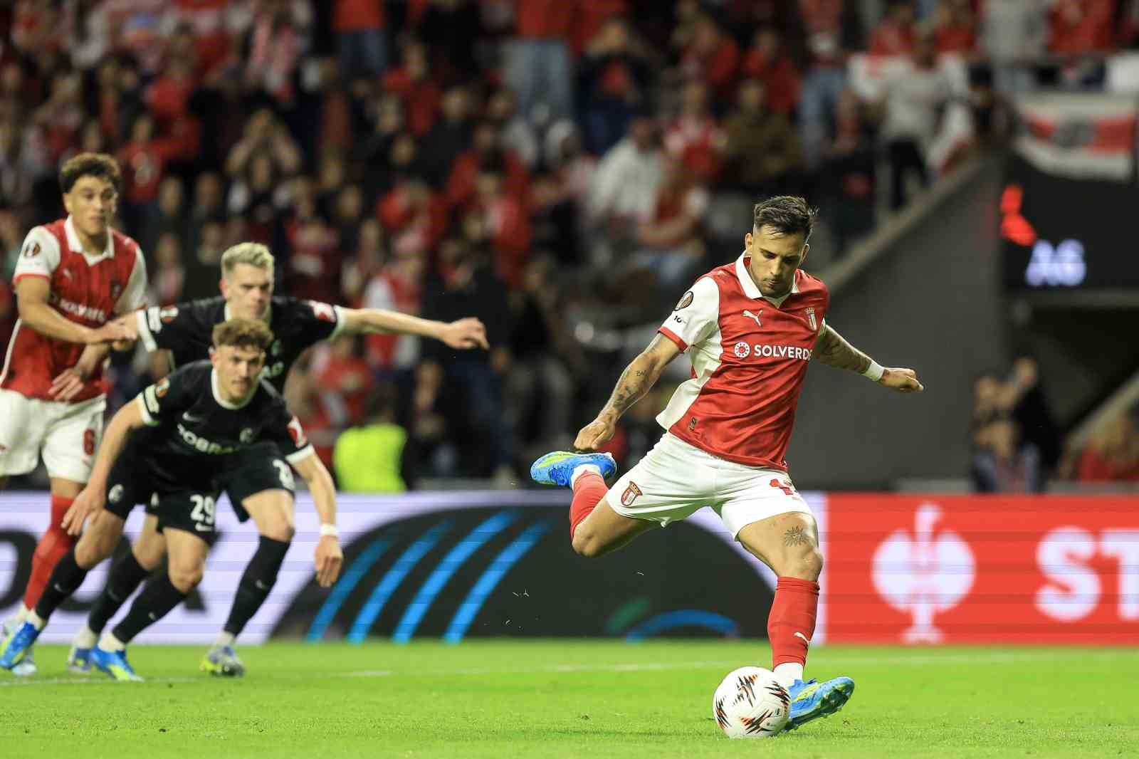 Nottingham Forest evinde Aston Villa’yı devirdi
