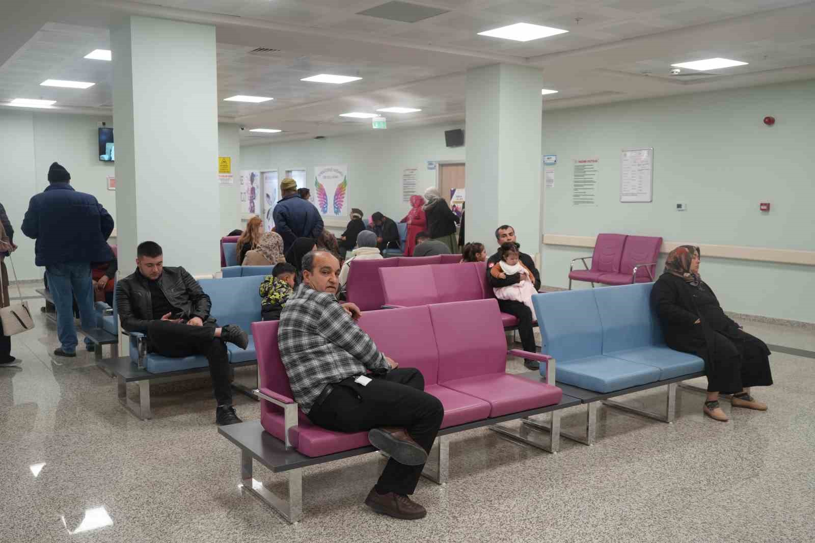 Nurdağı’nda çelik konstrüksiyonlu hastane 9 ayda tamamlandı, deprem bölgesine nefes oldu
