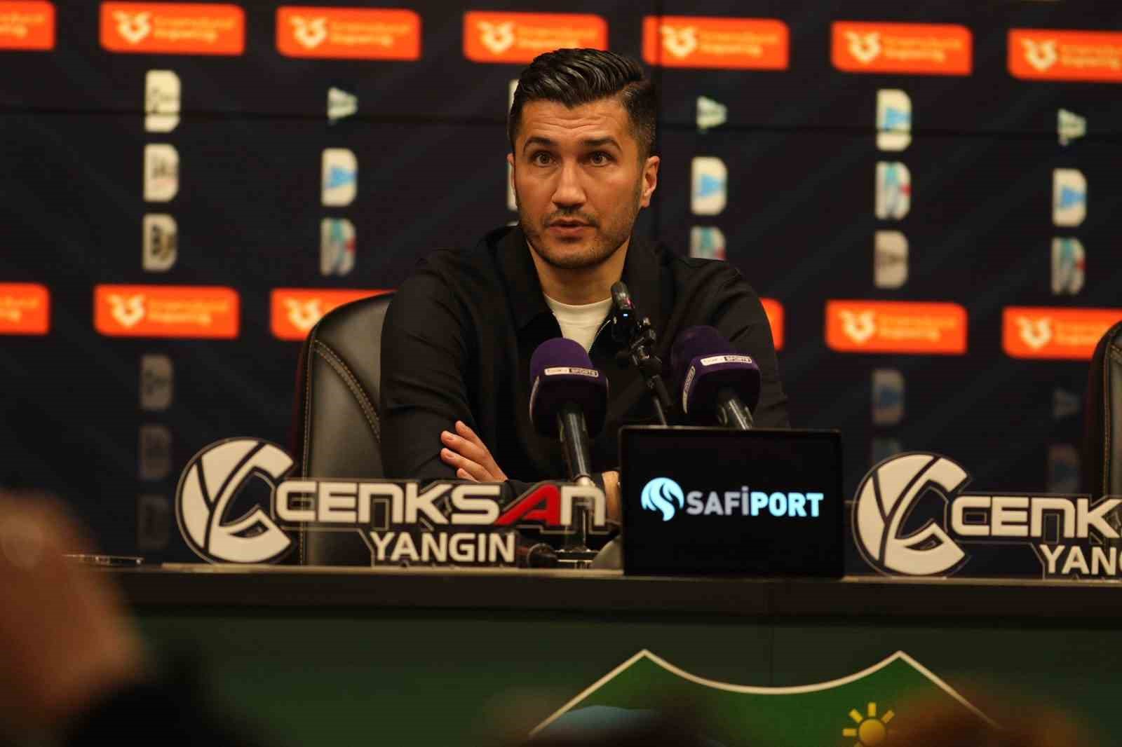 Nuri Şahin: "Çok pozisyona girdik, golü bulamadık"
Nuri Şahin: "Çok pozisyona girdik, golü bulamadık"