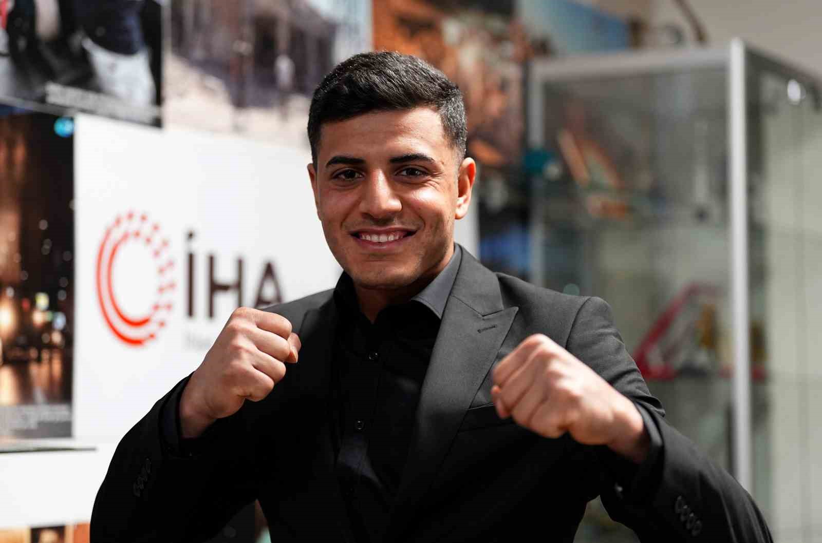 Nusret Yakşi: "Amacımız Bolu’daki gençlere boksu tanıtmak"
Nusret Yakşi: "Amacımız Bolu’daki gençlere boksu tanıtmak"