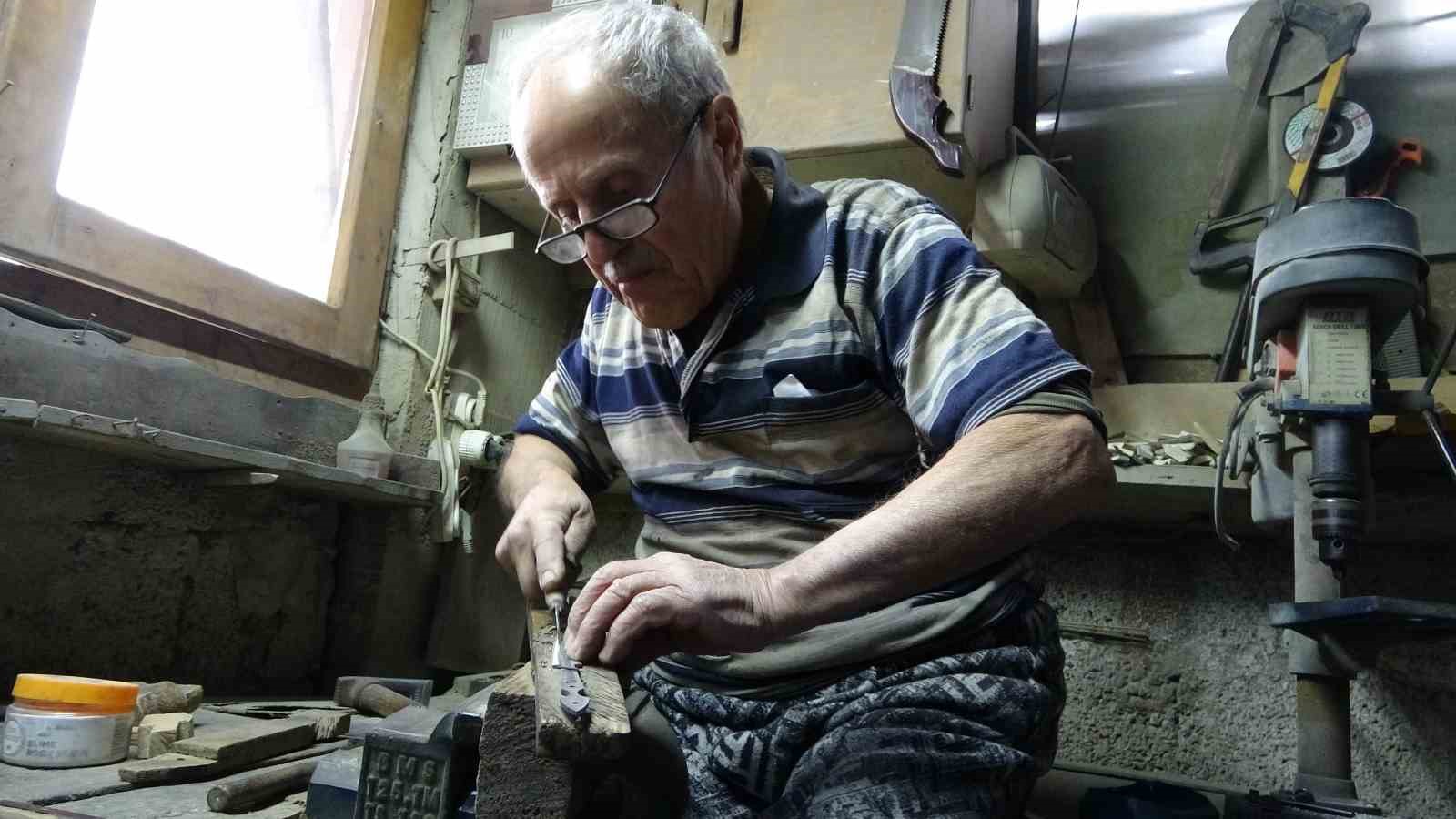 O Sürmene kamasının son ustalarından
O Sürmene kamasının son ustalarından