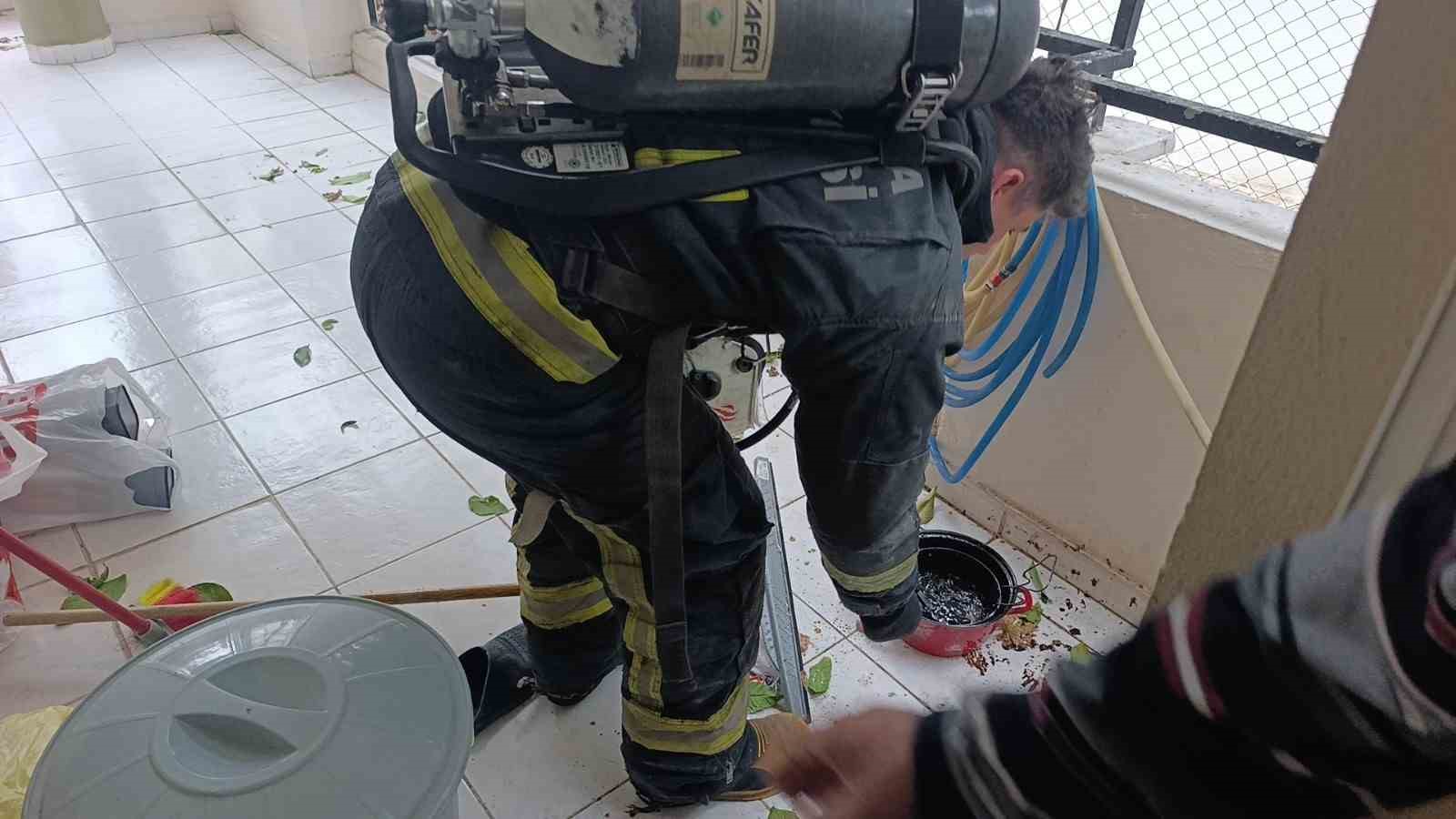 Ocakta unutulan fritöz itfaiyeyi alarma geçirdi
