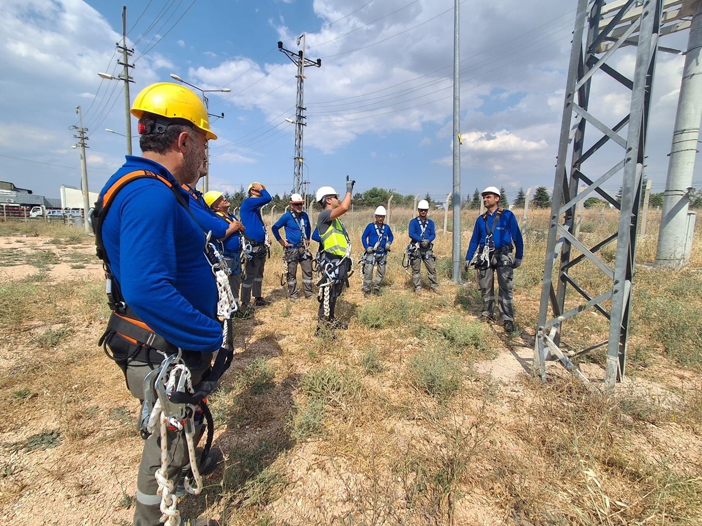 OEDAŞ muhtemel afetlere eğitim ve teknolojiyle hazırlanıyor
OEDAŞ muhtemel afetlere eğitim ve teknolojiyle hazırlanıyor
