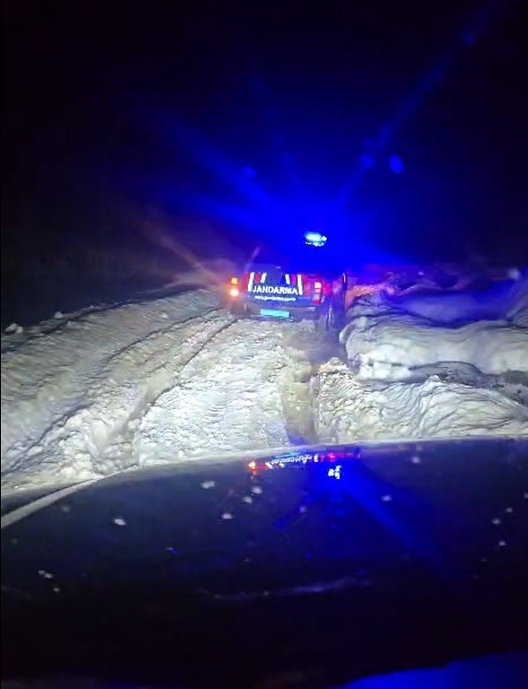 Off-road başkanını çileden çıkaran manzara
Off-road başkanını çileden çıkaran manzara