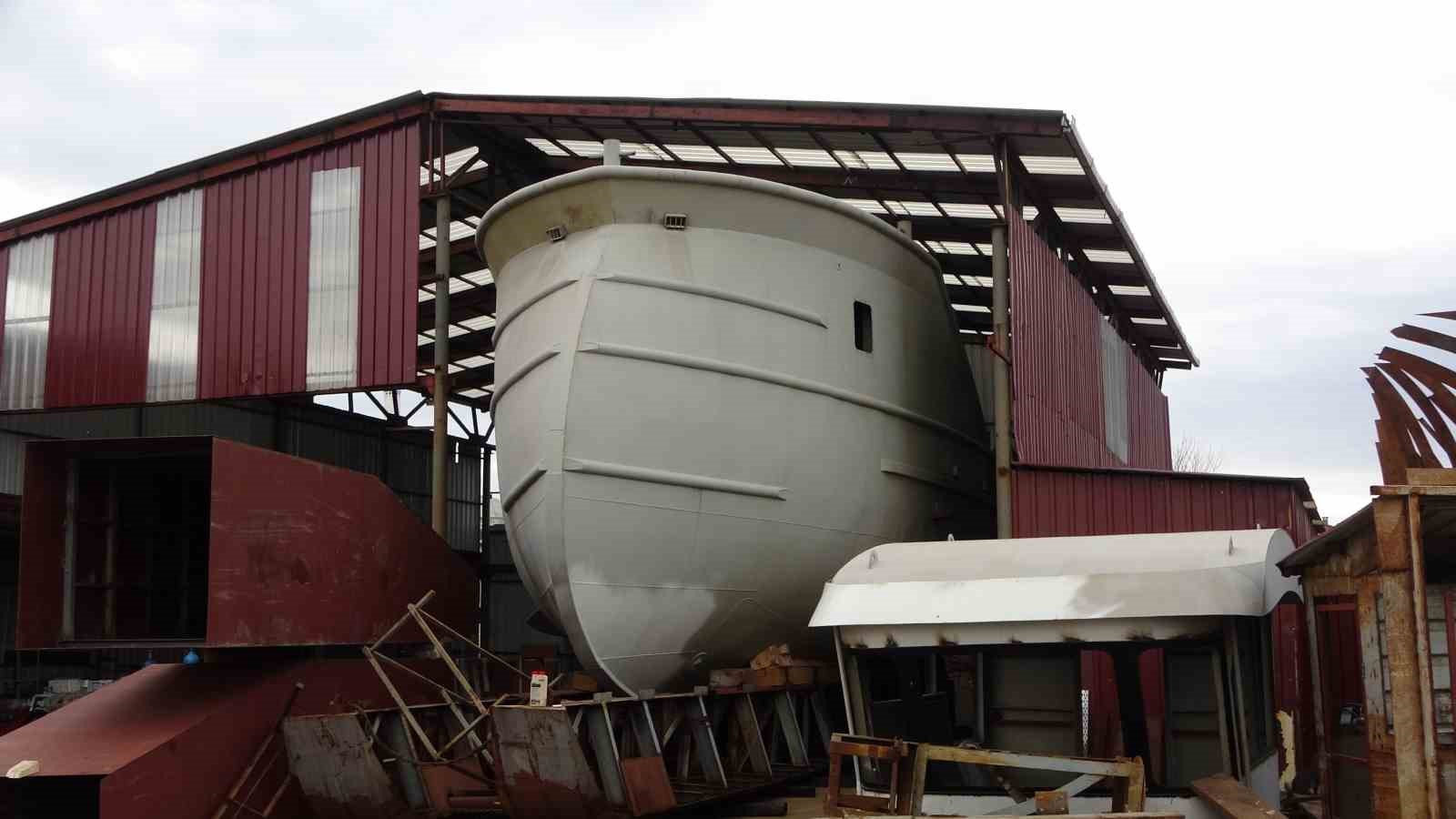 Of’tan Senegal’e balıkçı teknesi ihracatı
