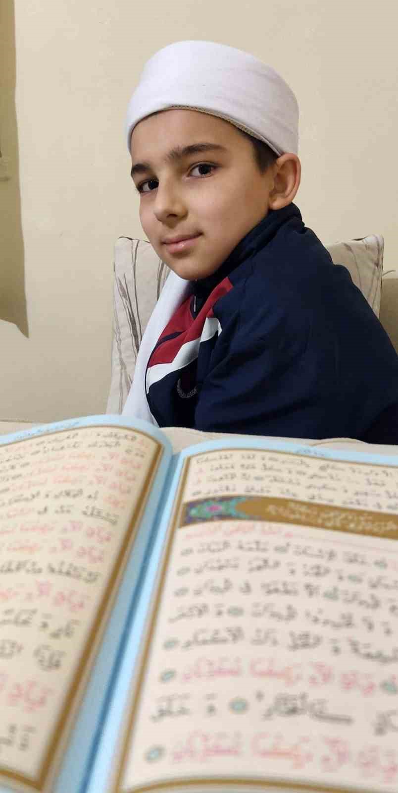 Oğlu depremde hayatını kaybetti, baba binden fazla canın kurtarılmasına öncülük etti
