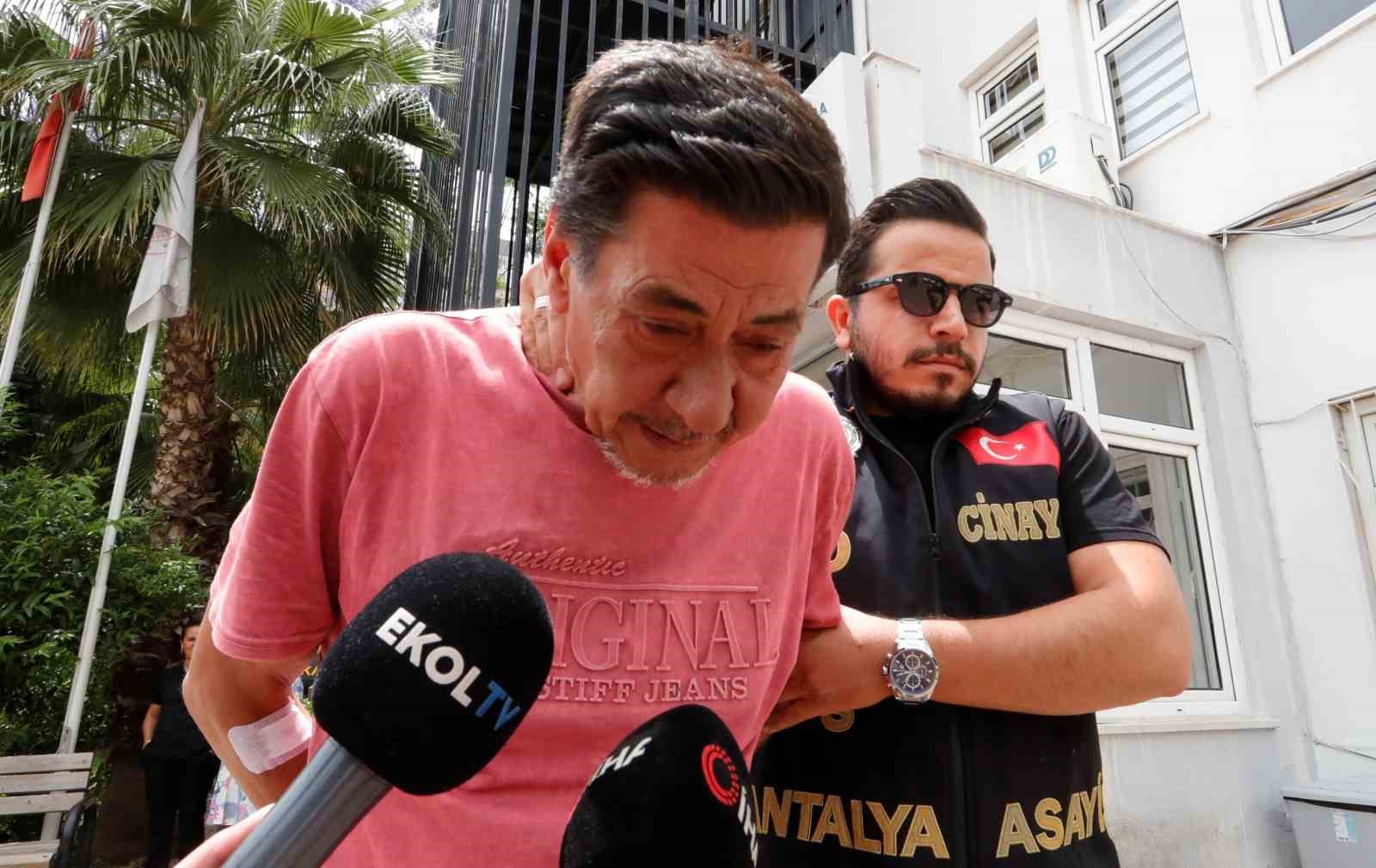 Oğlunu parkta 36 bıçak darbesiyle öldüren babaya müebbet
