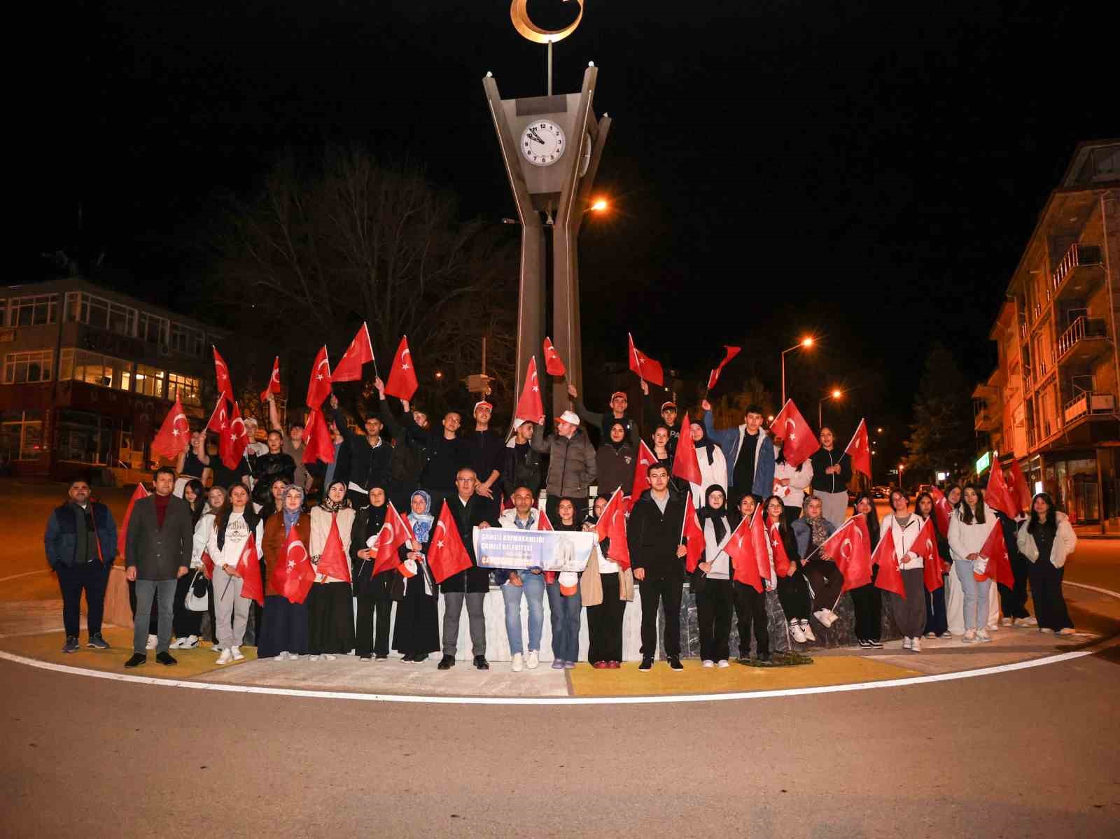 Öğrenciler Denizli’den tarihe yolculuk yaptı
Öğrenciler Denizli’den tarihe yolculuk yaptı