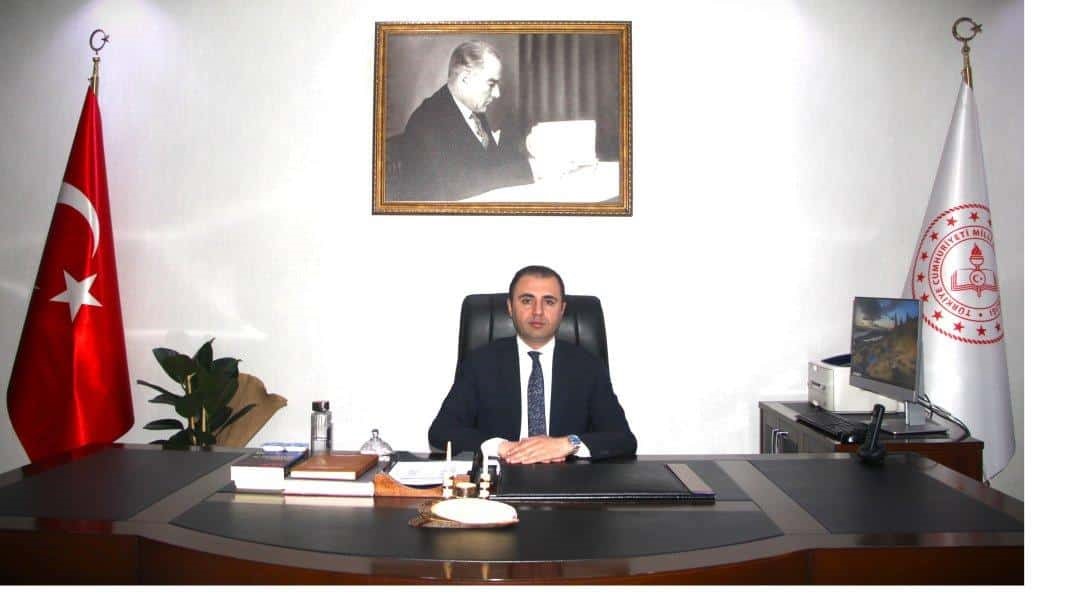 Öğrenciler gelmeden hijyen seferberliği: Yüksekova ikinci döneme hazır
Öğrenciler gelmeden hijyen seferberliği: Yüksekova ikinci döneme hazır