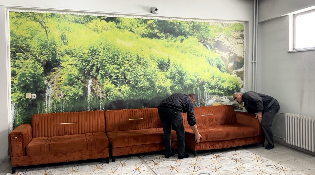 Öğrenciler gelmeden hijyen seferberliği: Yüksekova ikinci döneme hazır
Öğrenciler gelmeden hijyen seferberliği: Yüksekova ikinci döneme hazır