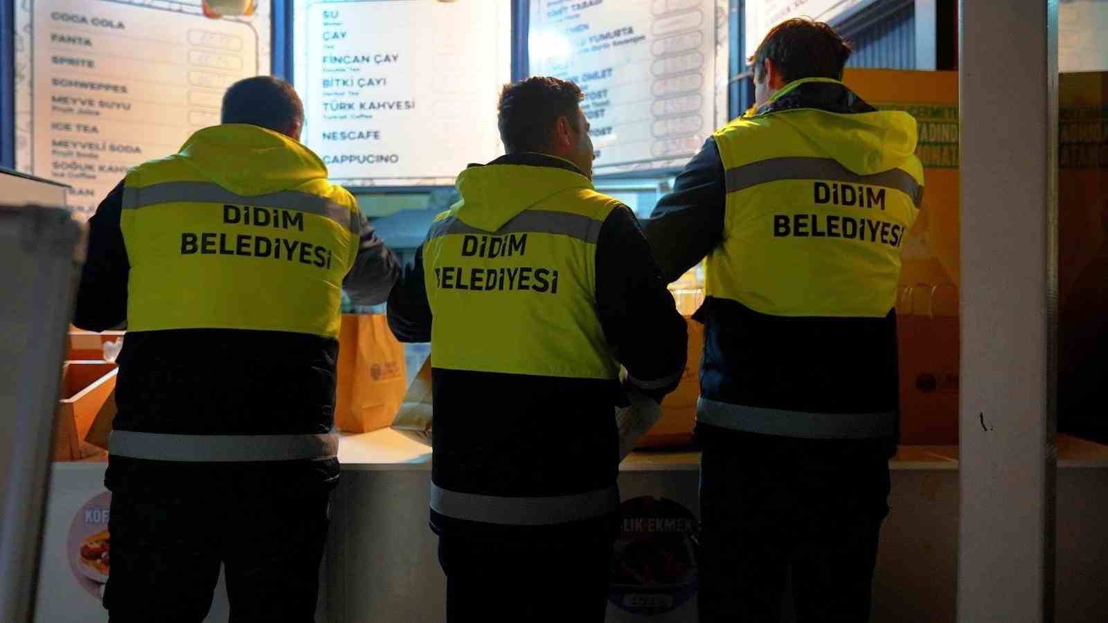 Öğrenciler güne Didim Belediyesi’nin destek paketiyle başlıyor
