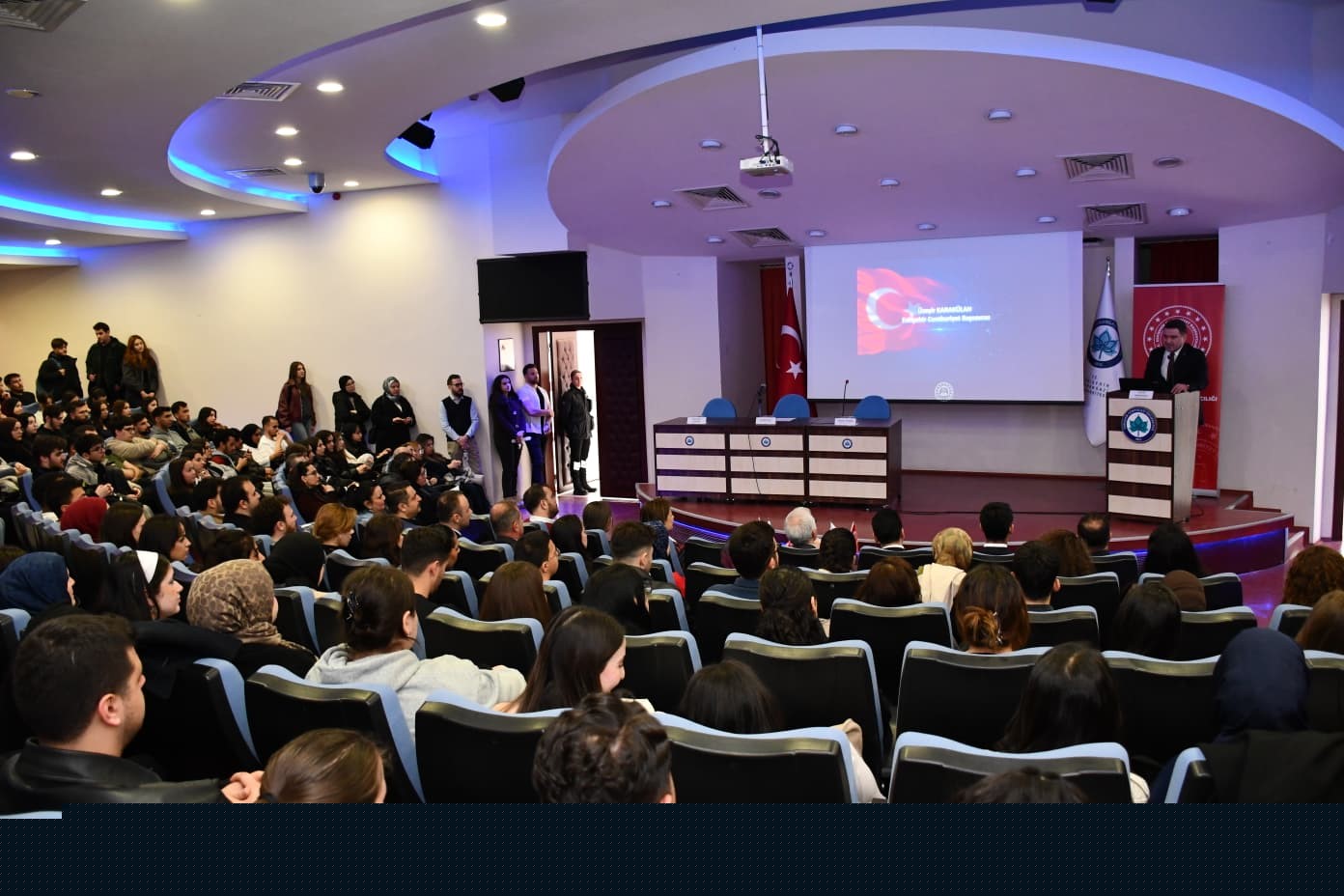 Öğrenciler İBAN dolandırıcılığı hakkında bilinçlendirildi
