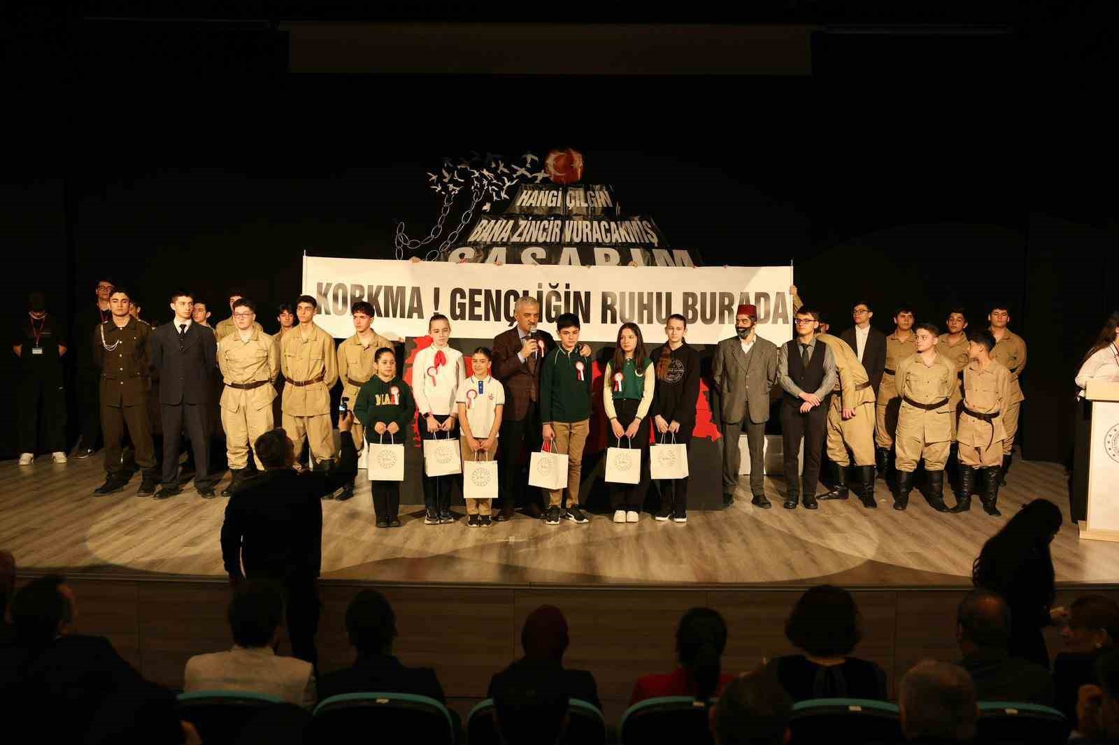 Öğrencilerden İstiklal Marşı’na anlamlı program
