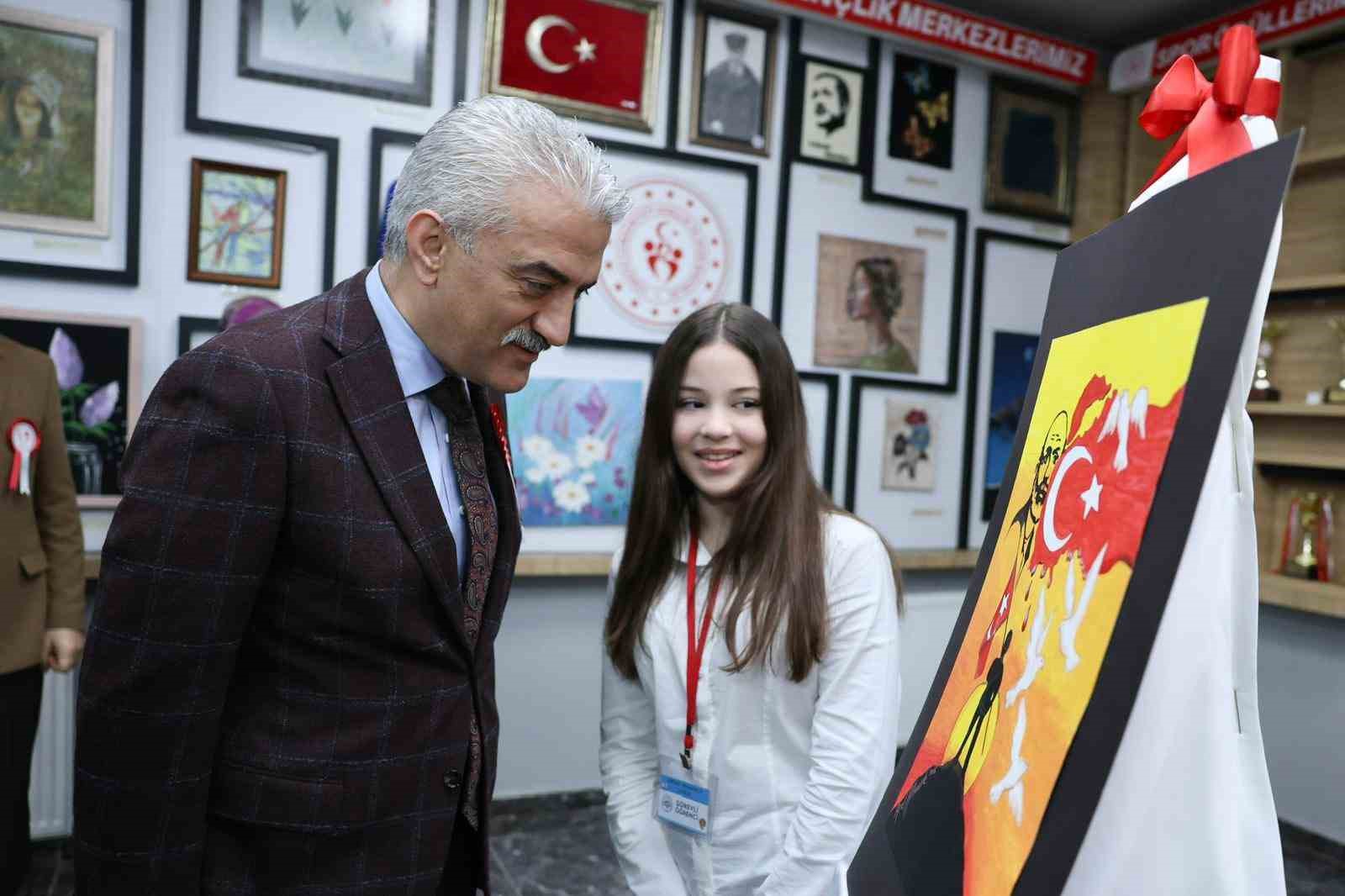 Öğrencilerden İstiklal Marşı’na anlamlı program
