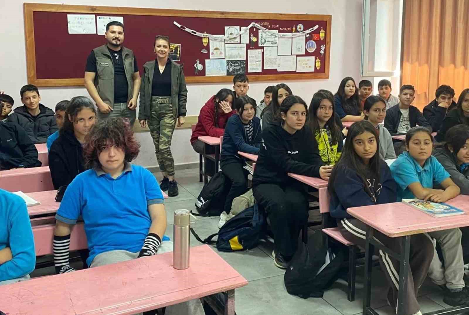 Öğrencilere doğa bilinci aşılanıyor
