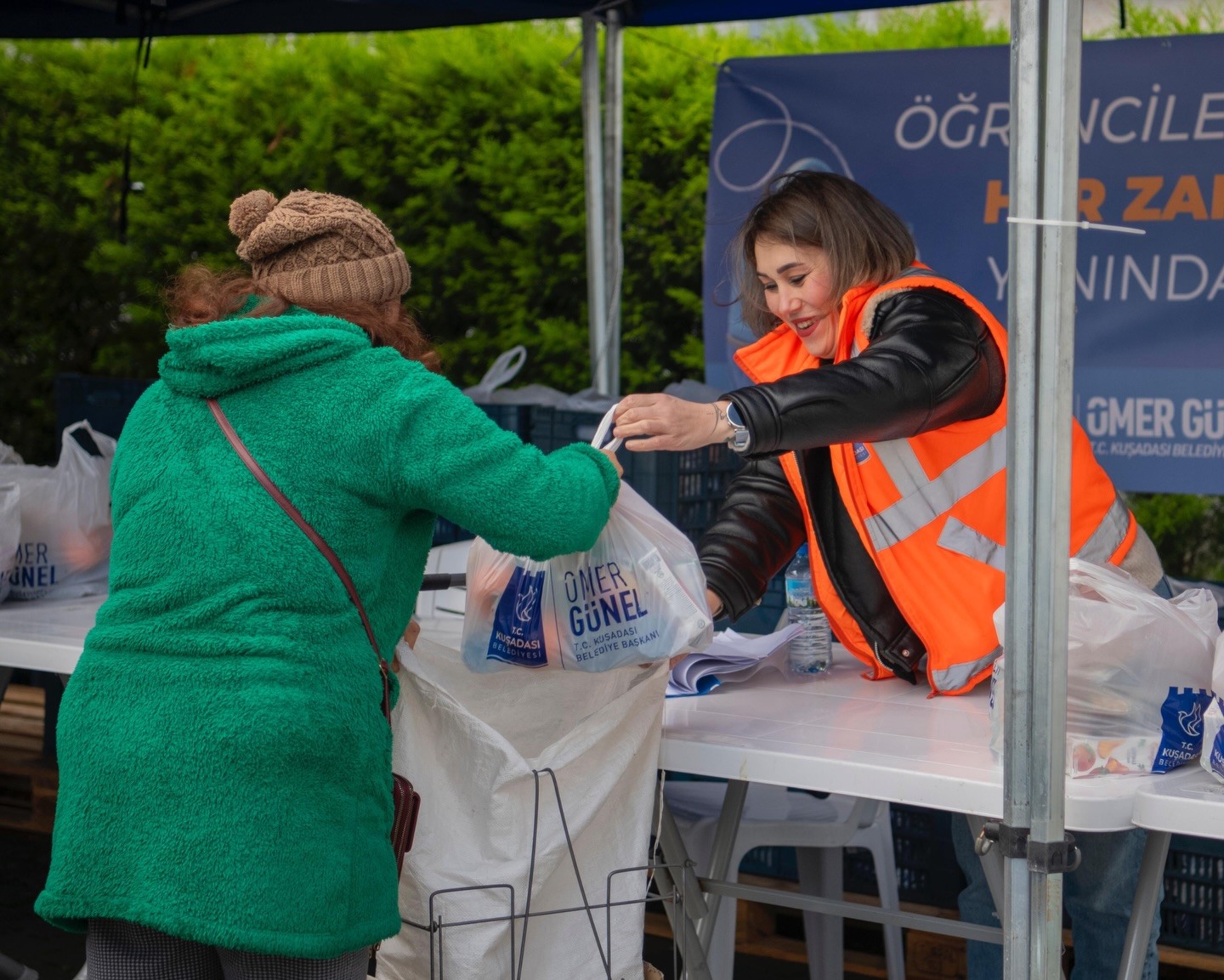 Öğrencilere ikinci dönemin ilk beslenme çantaları ulaştırıldı
