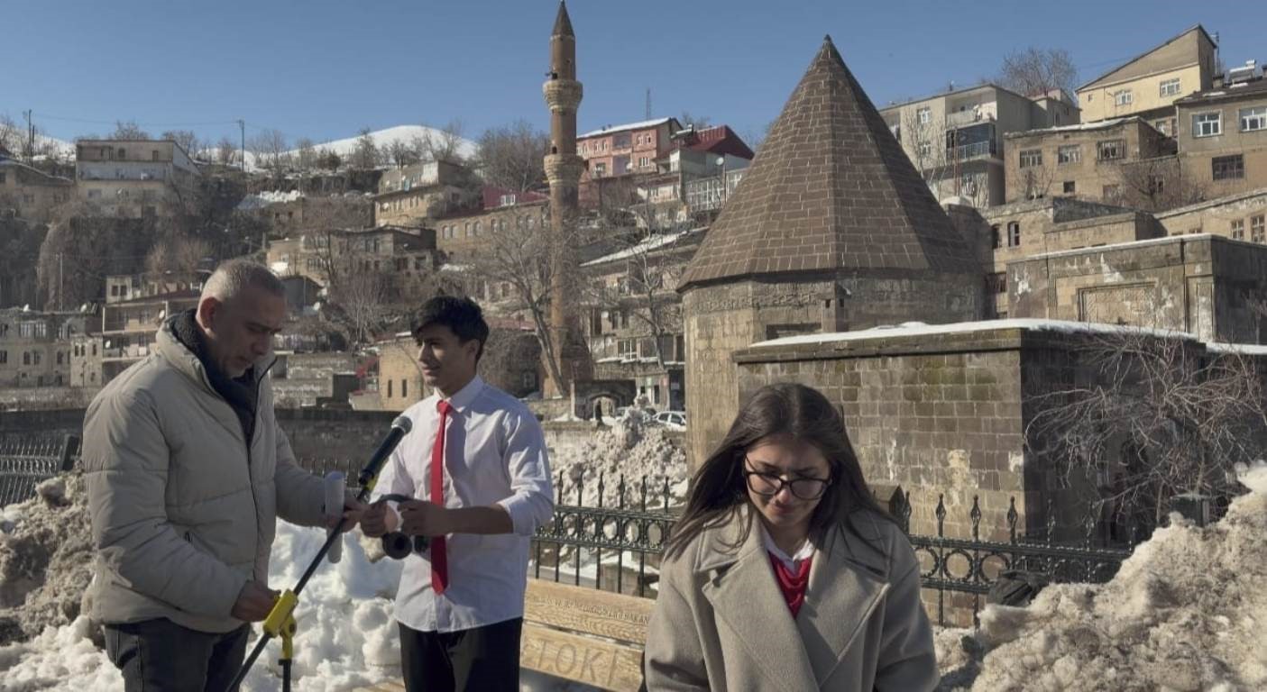 Öğretmen ve öğrencilerden anlamlı ’Çanakkale Zaferi’ klibi
