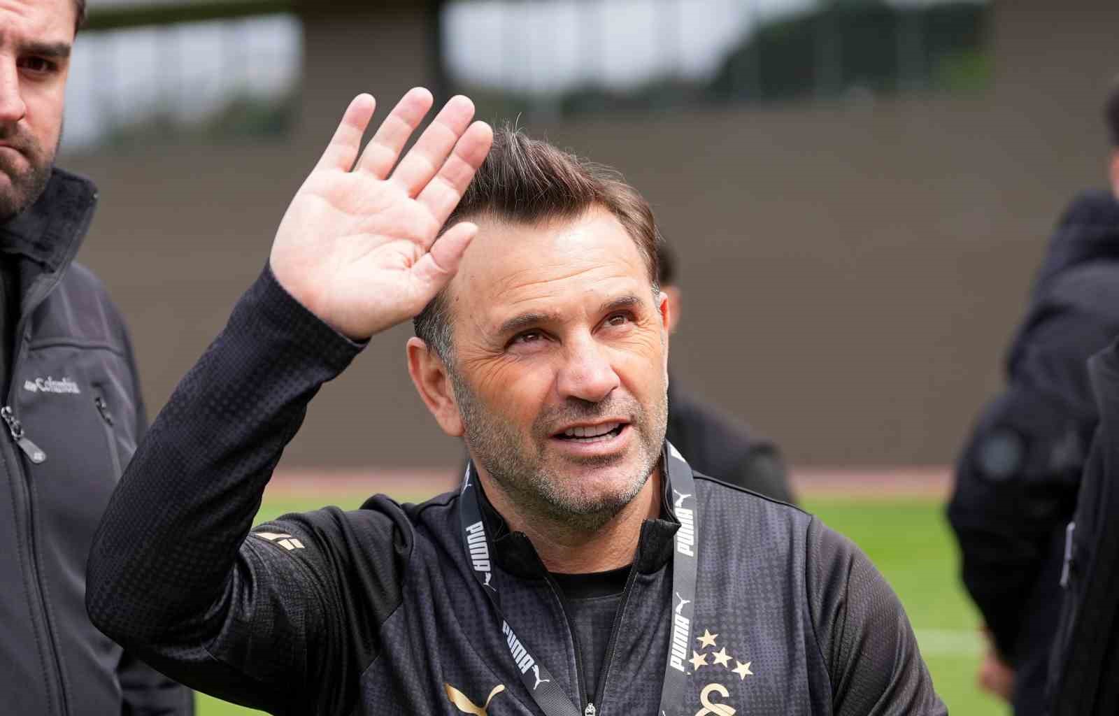 Okan Buruk: "4 sene üst üste şampiyon olacağımıza yüzde 100 inanıyorum"
