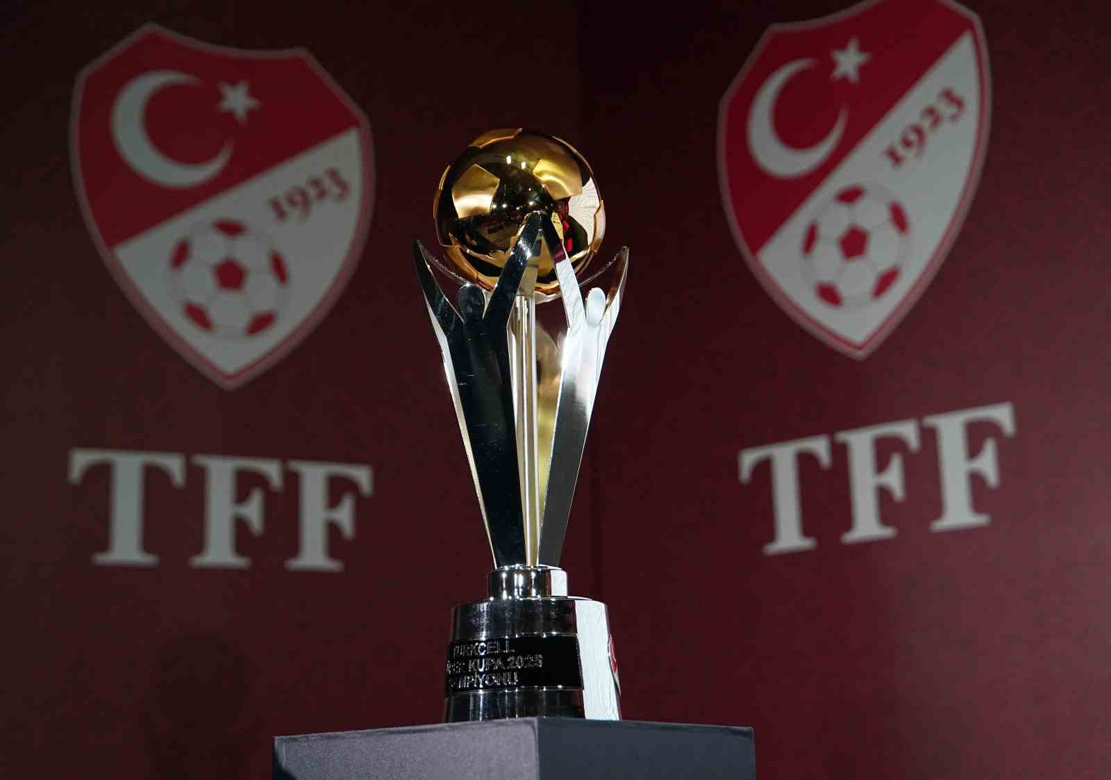 Okan Buruk: "Çok çekişmeli bir maç bizi bekliyor"
