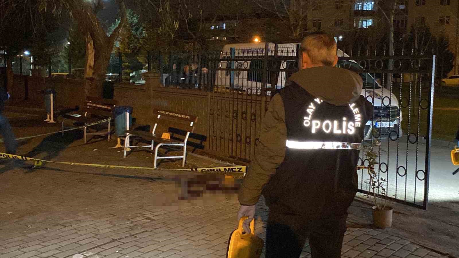 Okul bahçesinde oğlunun gözü önünde öldürülmüştü: 4 sanığa 41 yıl hapis
