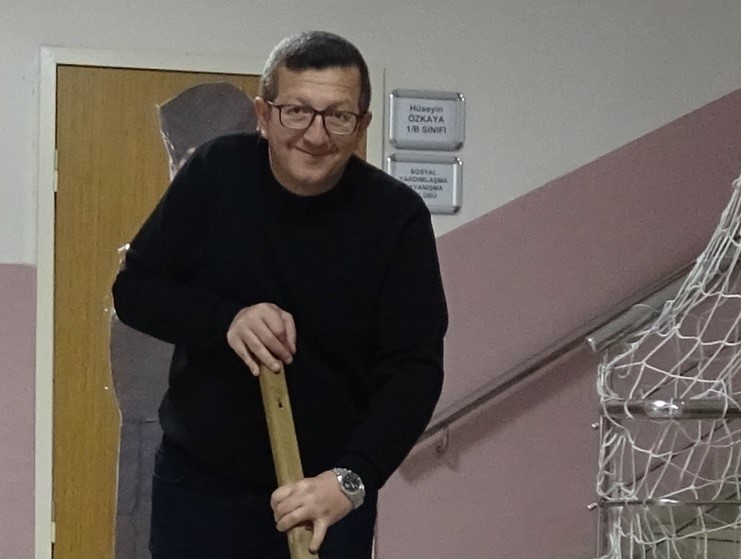 Okul personelinden örnek davranış
