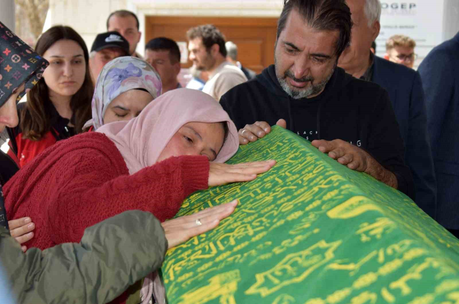 Okul saldırısında hayatını kaybeden Furkan son yolculuğuna uğurlandı
