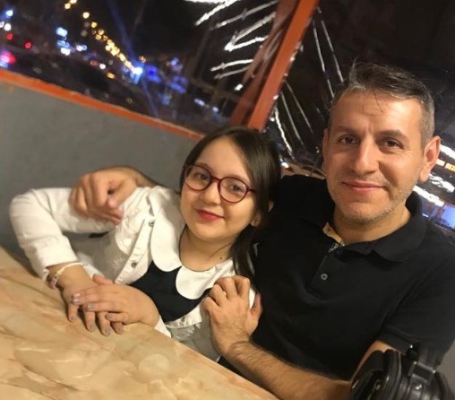 Okul saldırısında hayatını kaybeden Zeynep’in babasından hüzünlü 23 Nisan ziyareti
