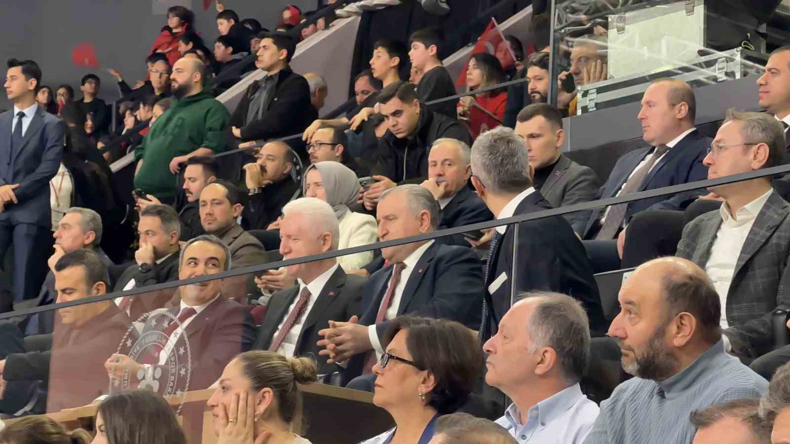Okul Sporları Basketbol Gençler Türkiye Birinciliği finali İstanbul’da oynandı
