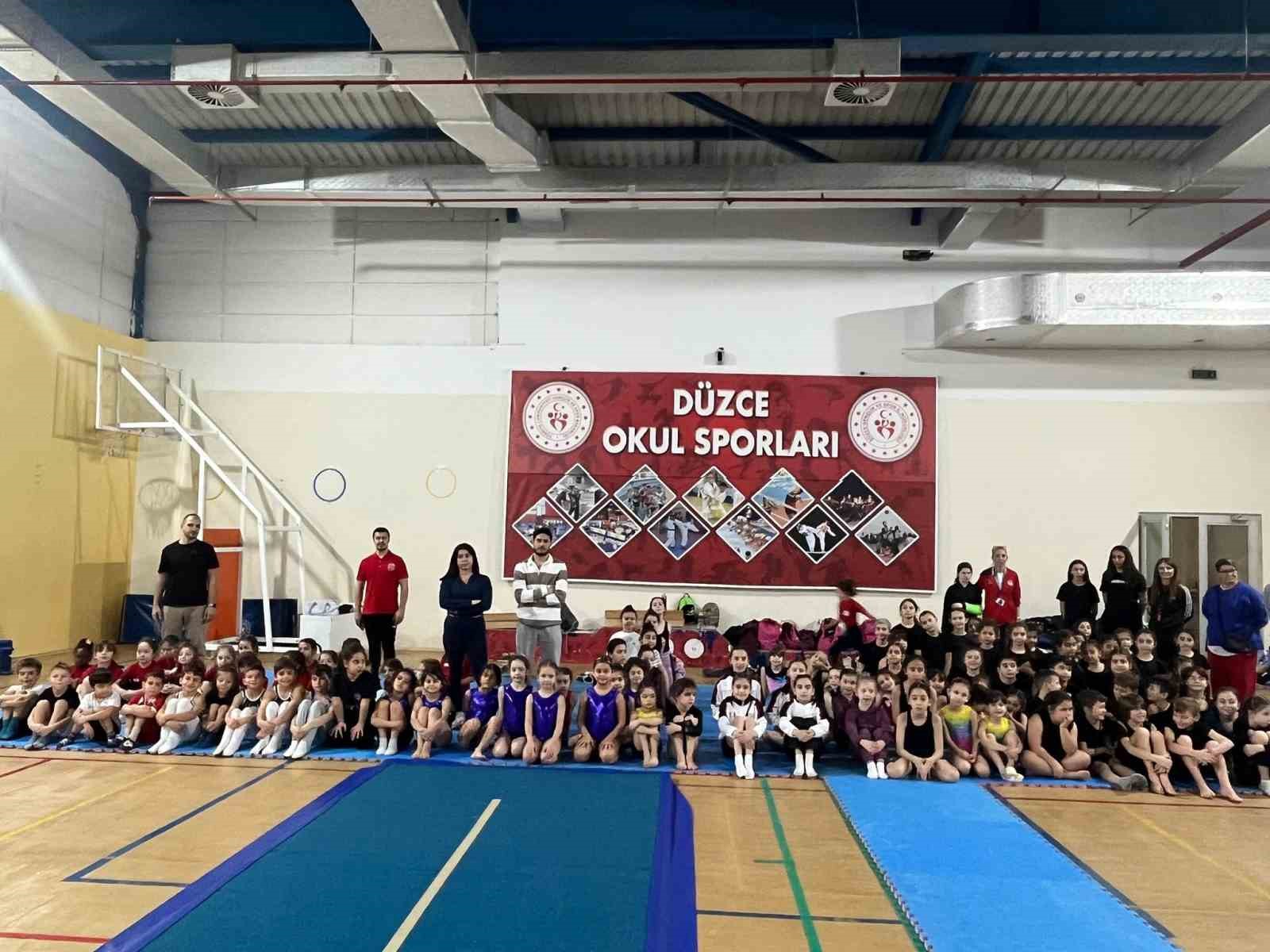 Okul sporları cimnastik müsabakaları tamamlandı
Okul sporları cimnastik müsabakaları tamamlandı