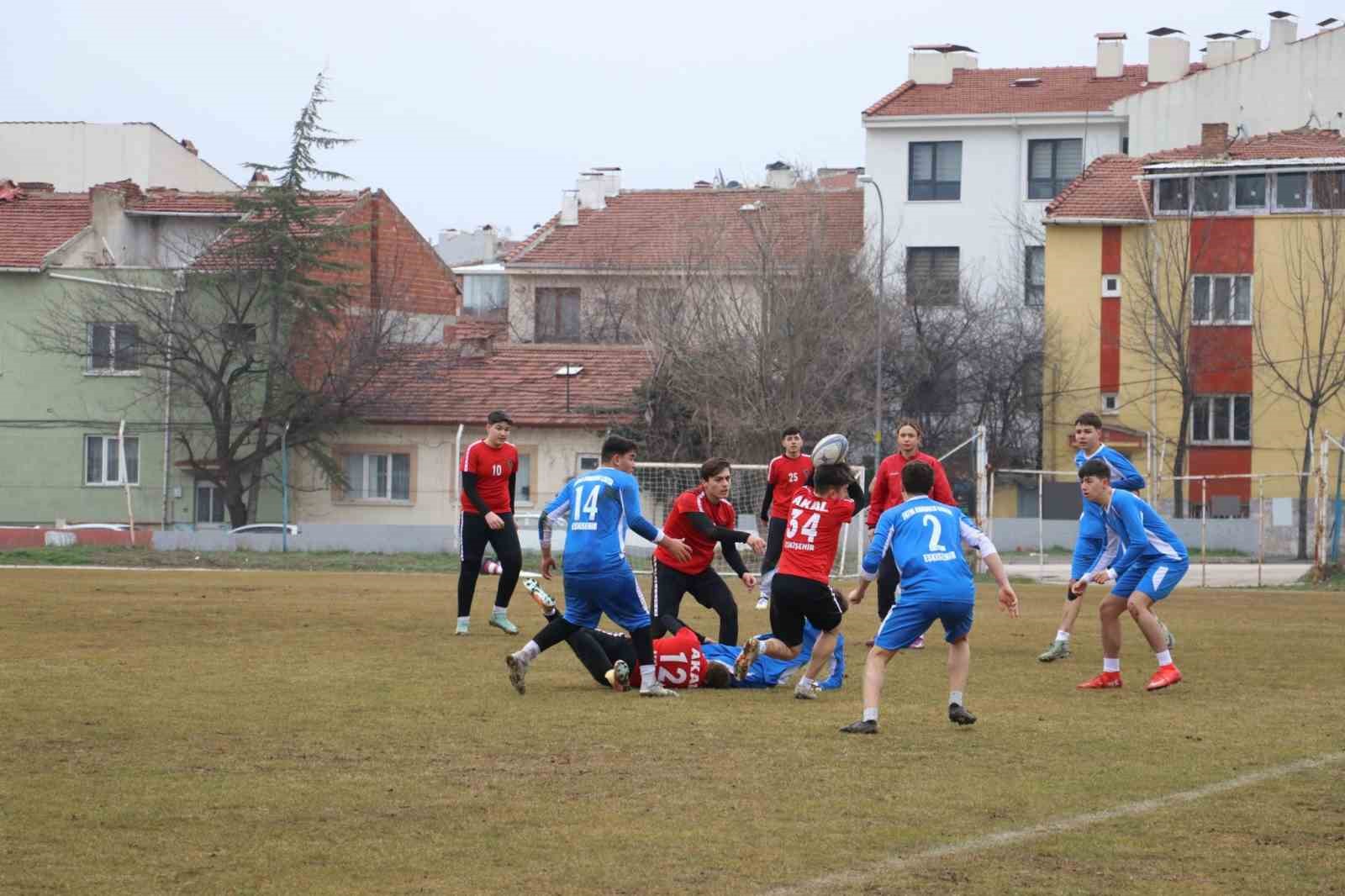 Okul sporları ragbi il birinciliği müsabakaları heyecanla devam ediyor

