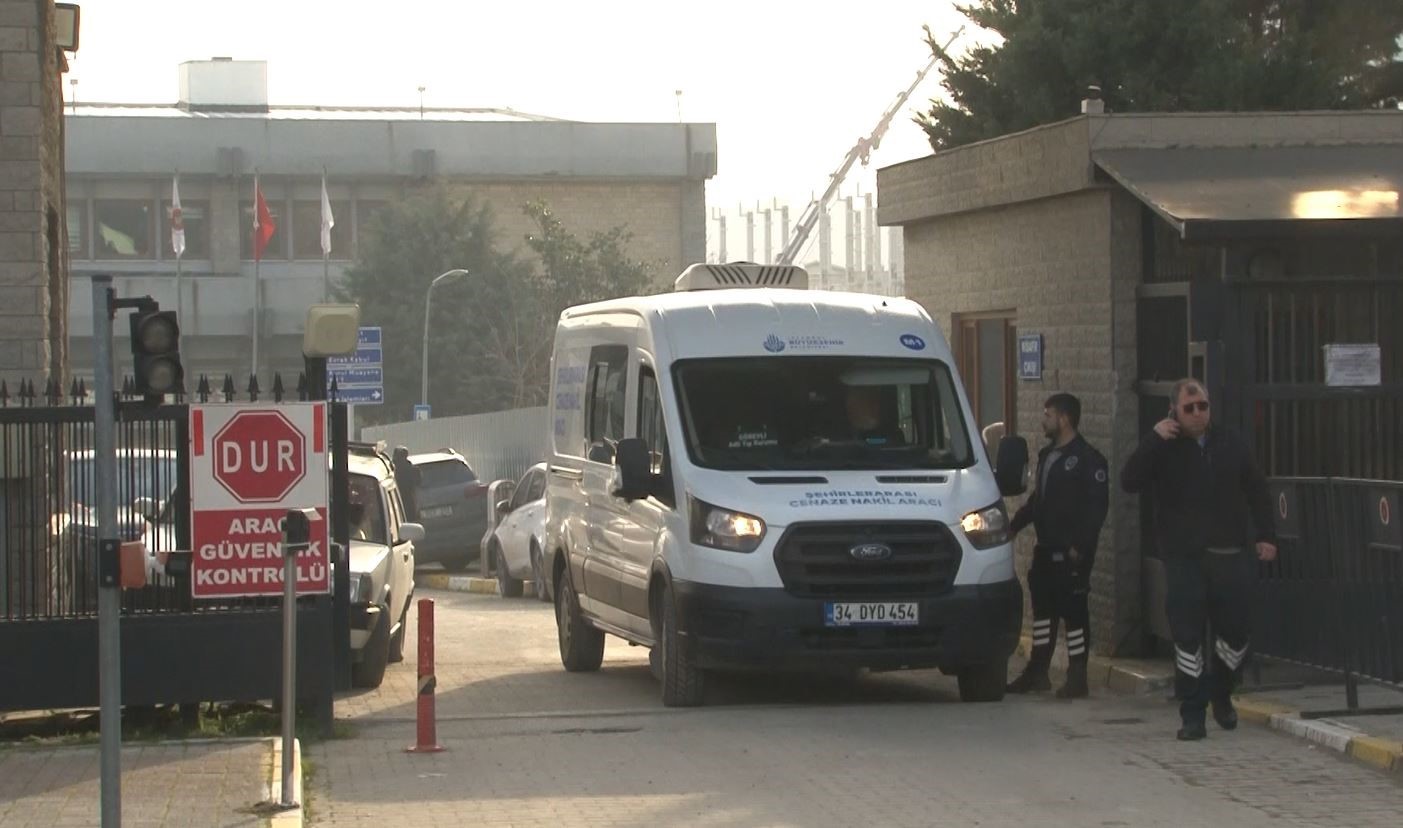 Okuldaki saldırıda hayatını kaybeden Fatmanur öğretmenin cenazesi Adli Tıp Kurumu’ndan alındı
