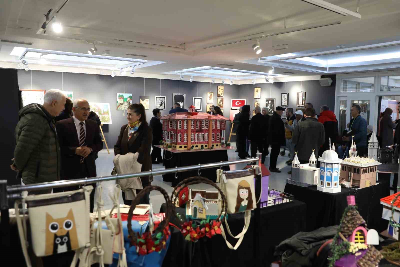 Olgun gençler, yaşlılara saygı haftasında hünerlerini sergiledi
