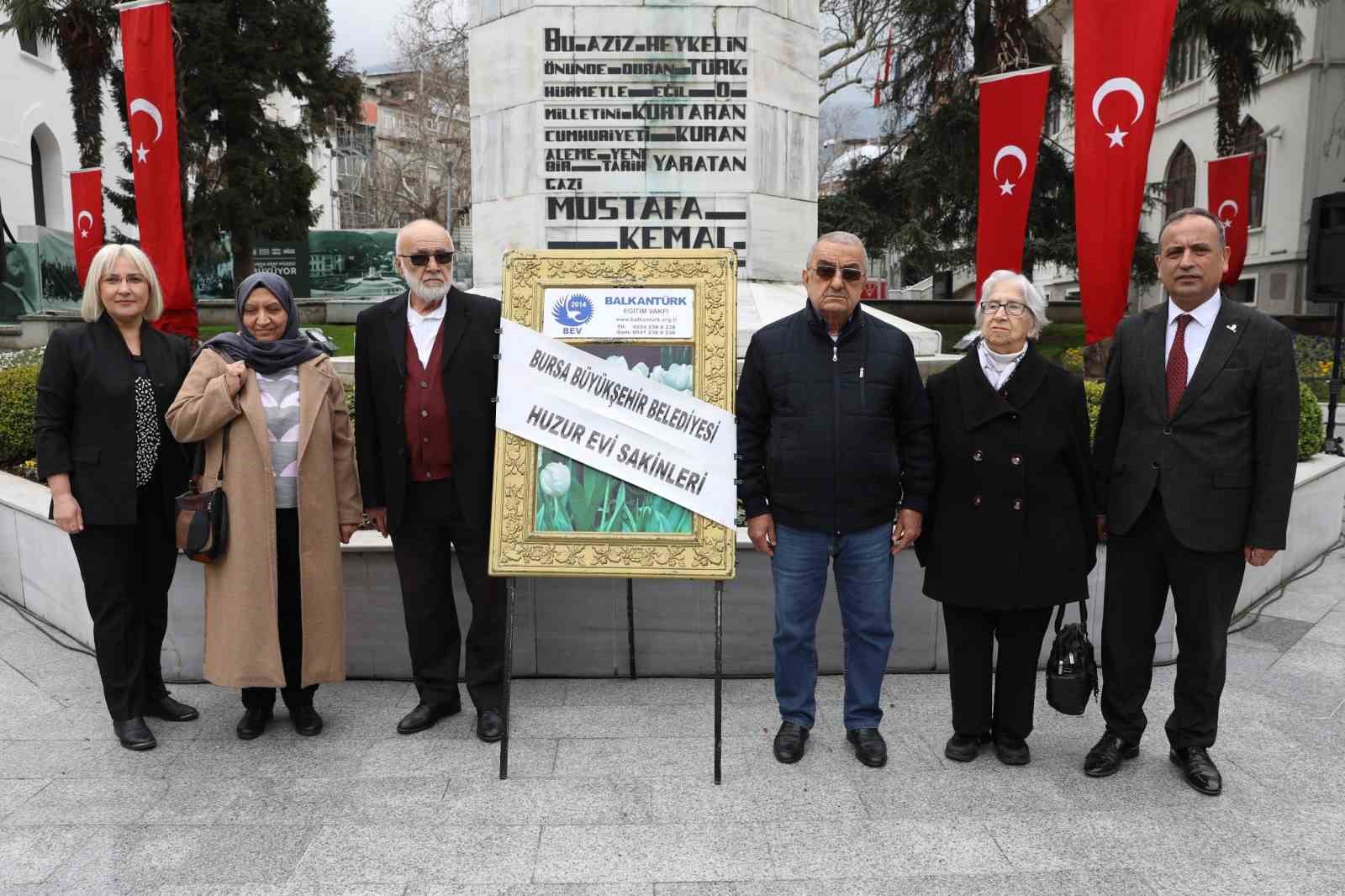Olgun gençler, yaşlılara saygı haftasında hünerlerini sergiledi
