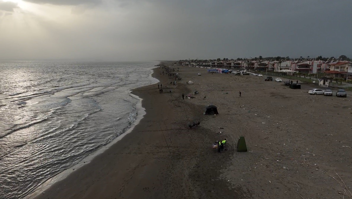 Oltalar, birincilik için denize atıldı
