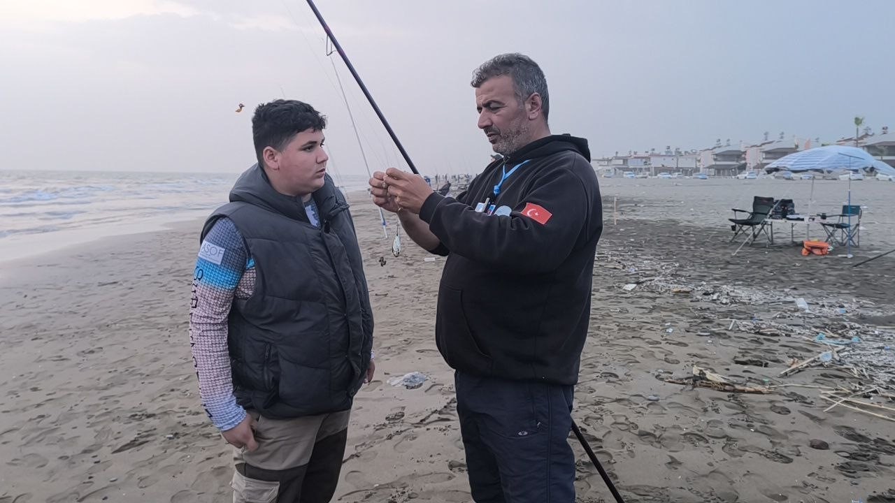 Oltalar, birincilik için denize atıldı
