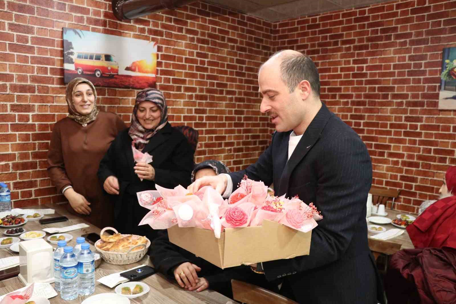 Oltu Kaymakamlığı  kadınları unutmadı
