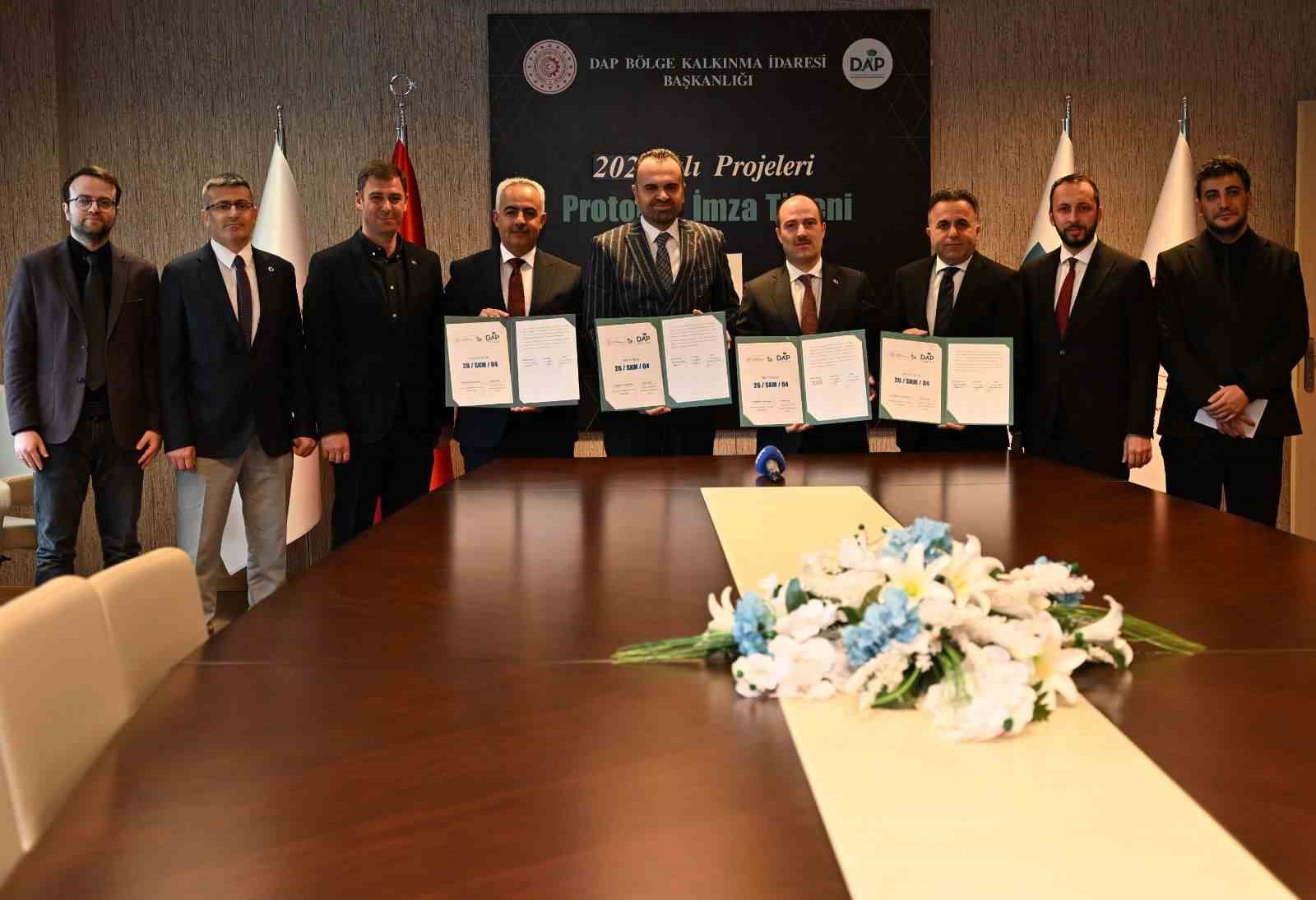 Oltu’da tarihi yapı yeni bir yaşam alanına dönüşüyor
