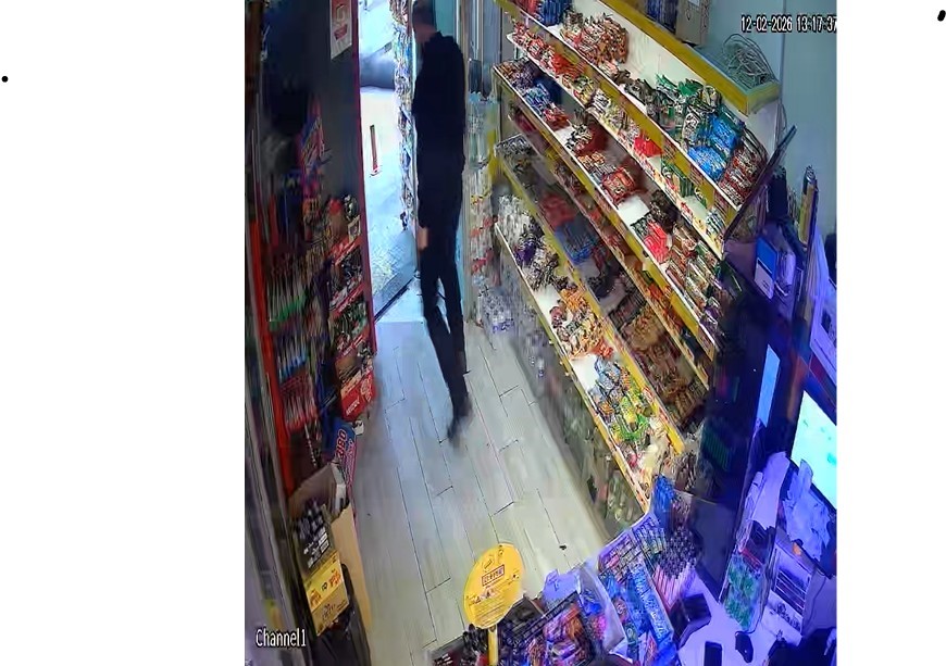 Ölümle burun buruna gelen esnaf saniyelerle kurtuldu
