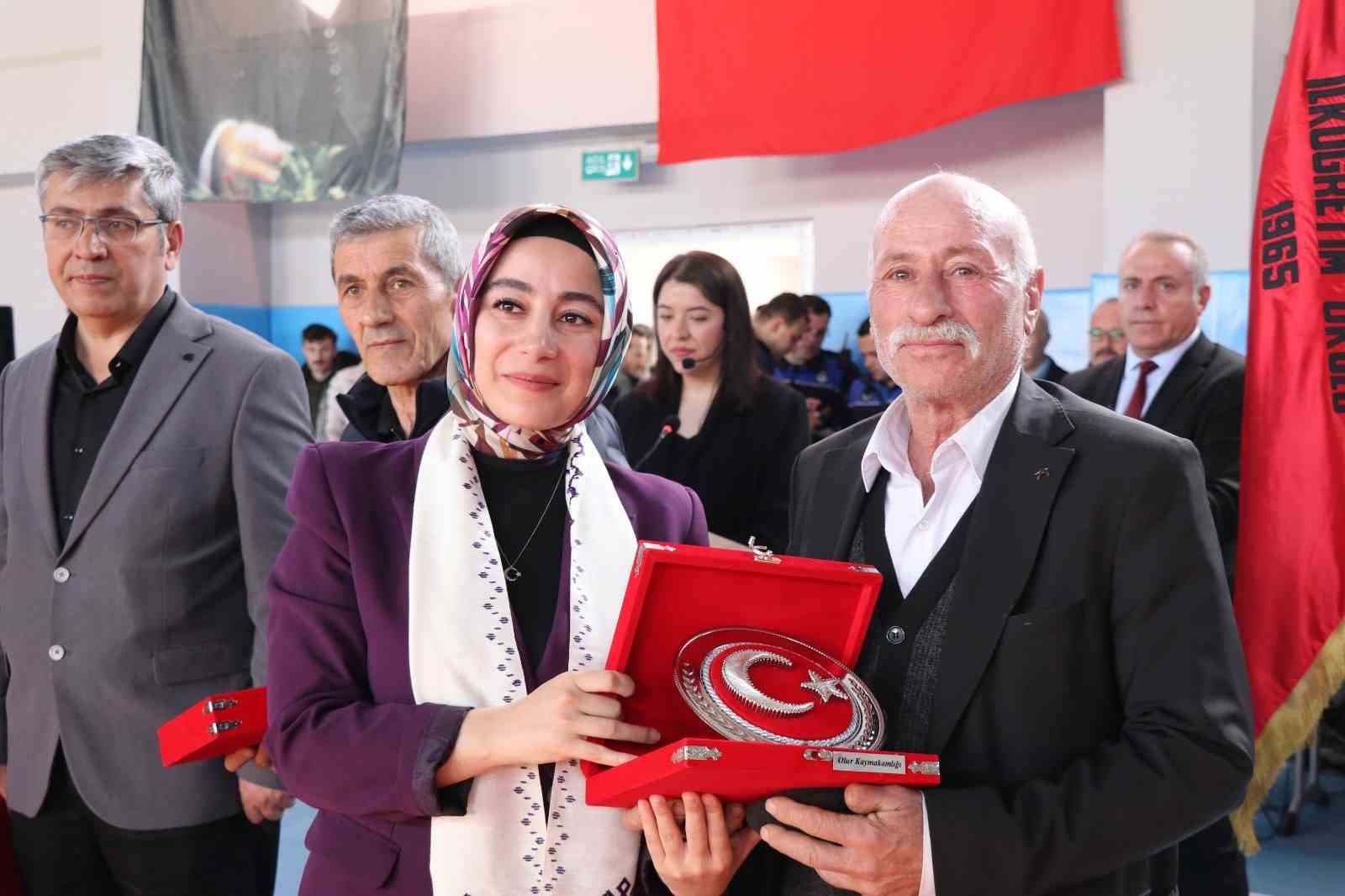 Olur’da kurtuluş coşkusu
