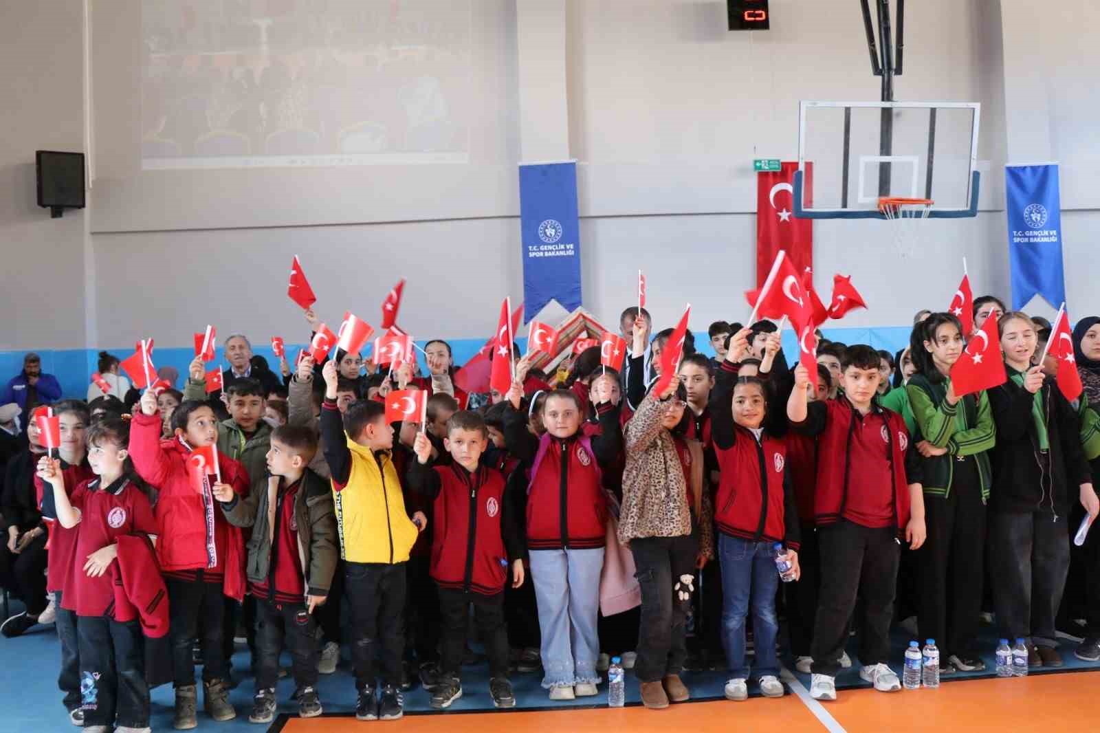 Olur’da kurtuluş coşkusu
