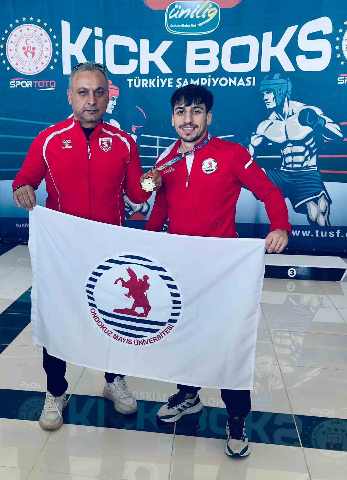 OMÜ kick boksta Türkiye kürsüsünde: 1 altın, 1 bronz

