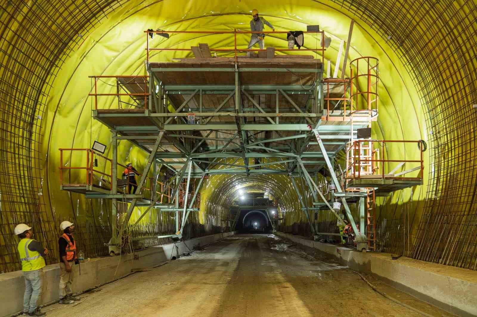 Onat Tüneli’nde çalışmalar sürüyor
