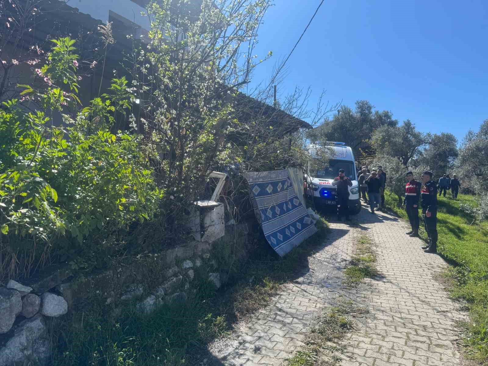 Önce karısını, sonra kendini vurdu
