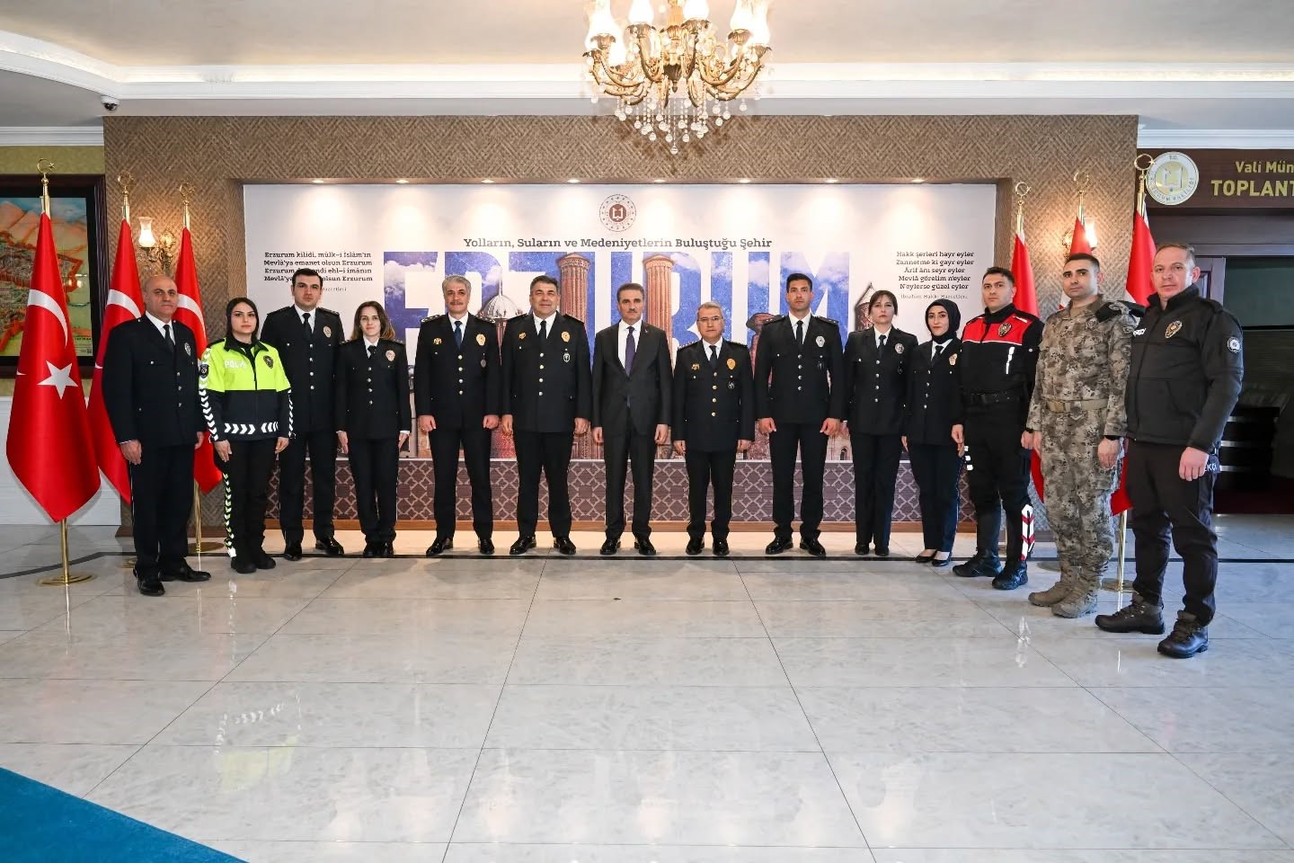 "Onların fedakârlık anlayışı her türlü takdirin üzerindedir"
