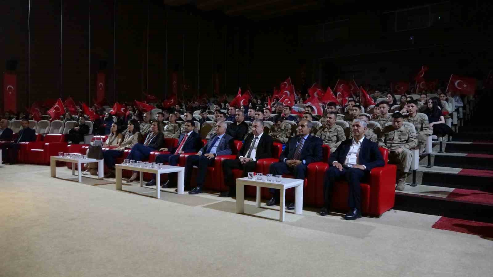 Ordu Bölge Bandosu Adıyaman’da konser verdi
Ordu Bölge Bandosu Adıyaman’da konser verdi