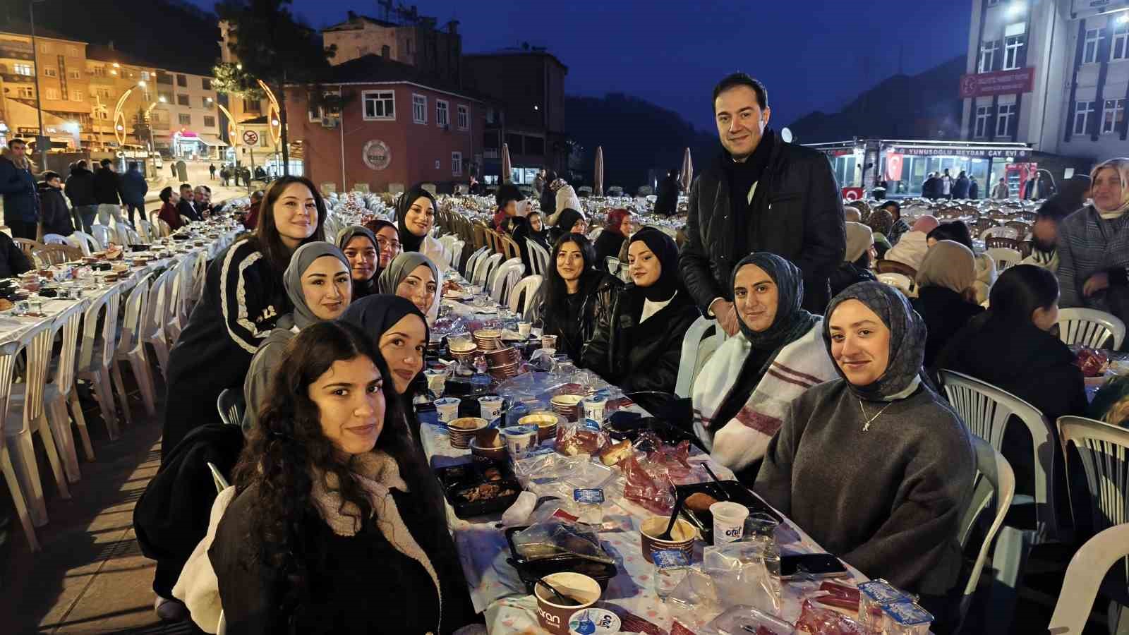 Ordu’da bin 500 kişi iftar sofrasında buluştu
