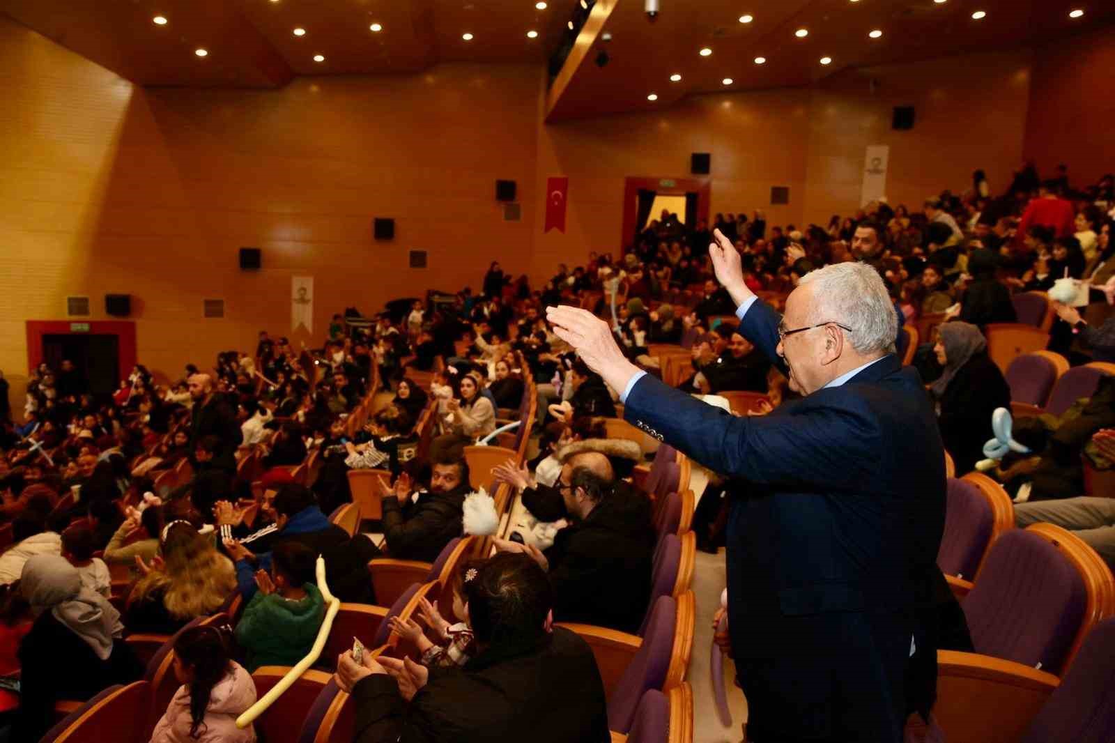 Ordu’da duygu dolu gece: Adıyamanlı Grup Ravza’dan Ordu’ya minnet mesajı
