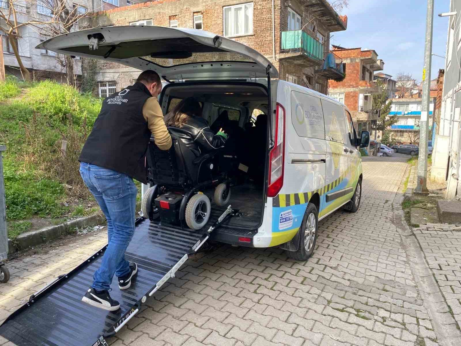 Ordu’da engelsiz taksi, hayatları kolaylaştırıyor
